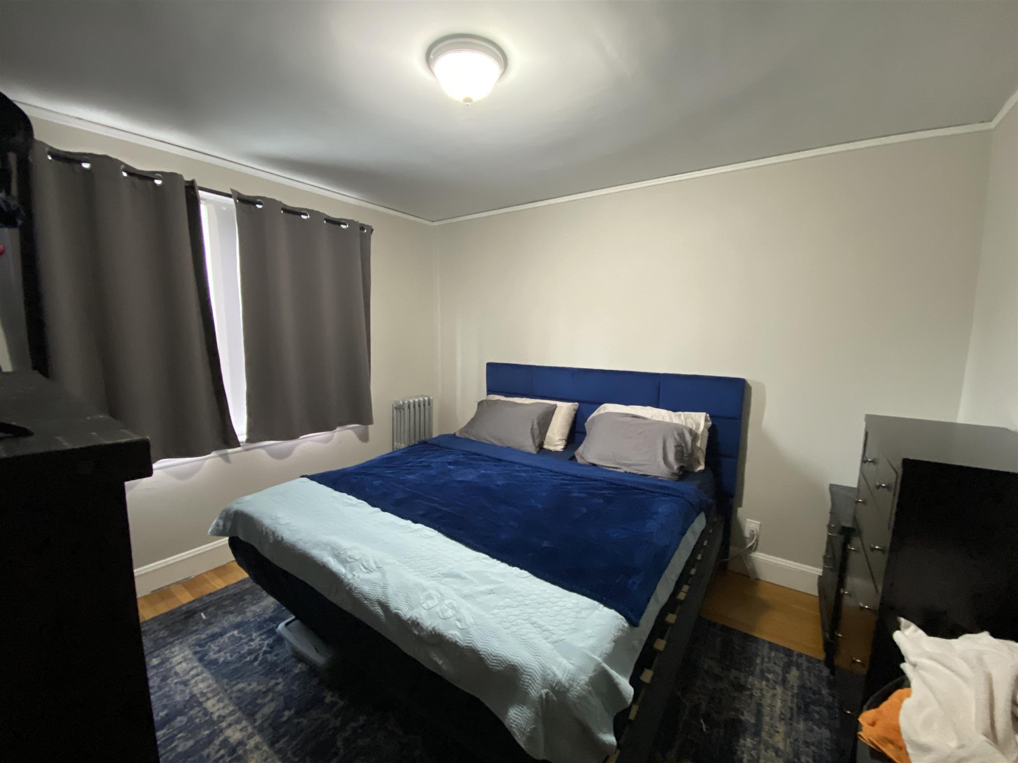 119 College, Davis Square