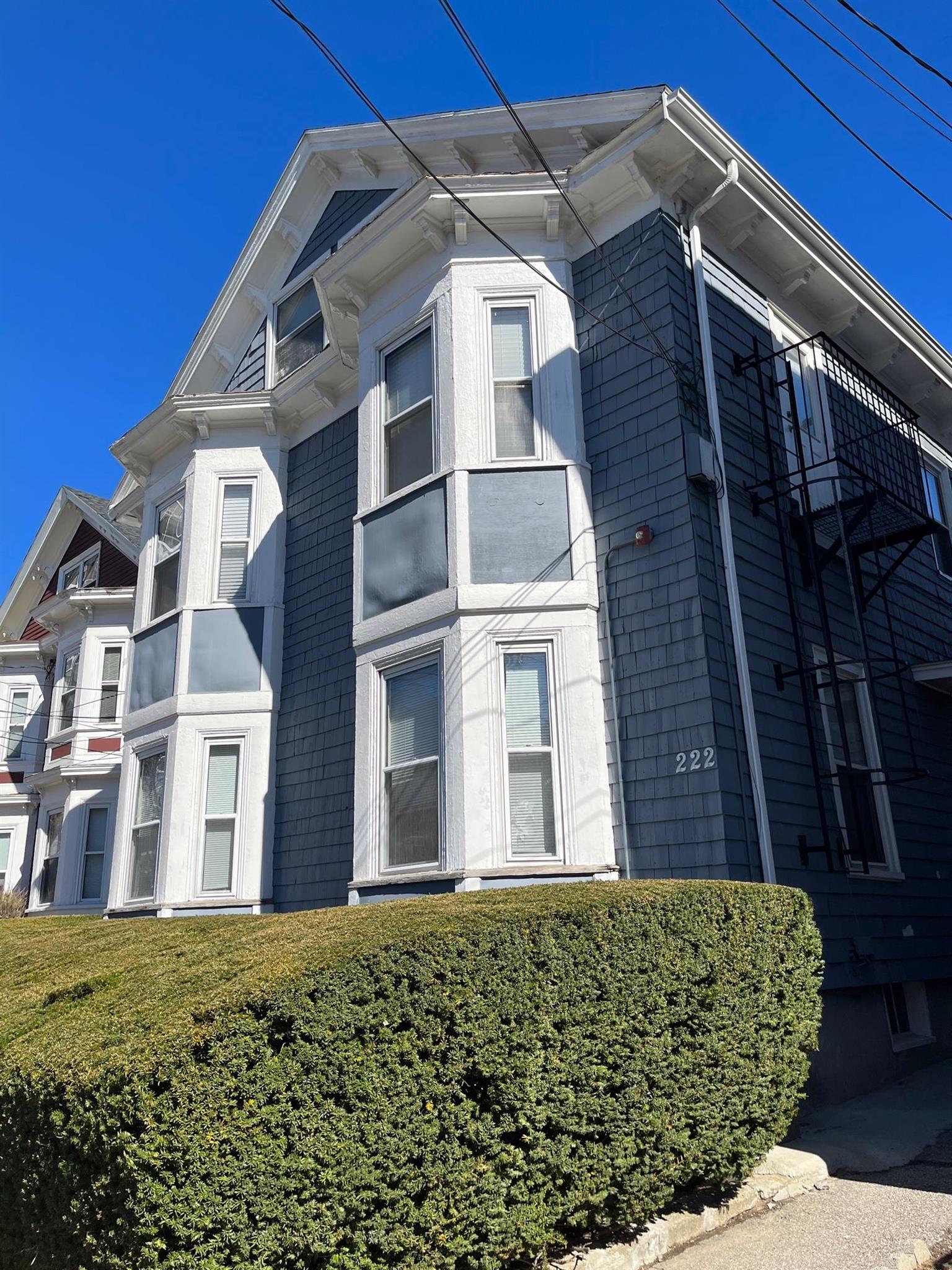 222 Banks St, Central Square