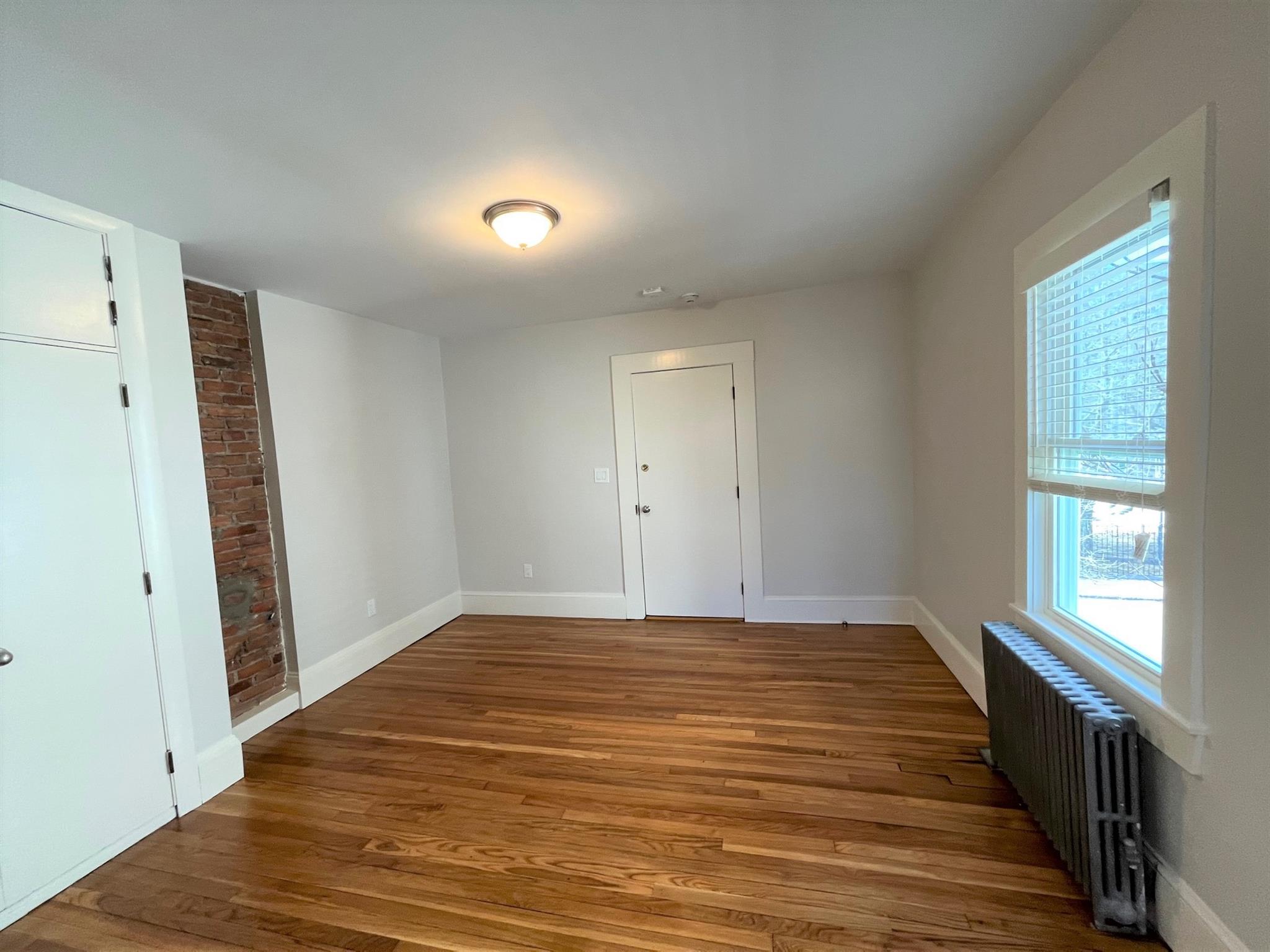 216 Banks St, Central Square