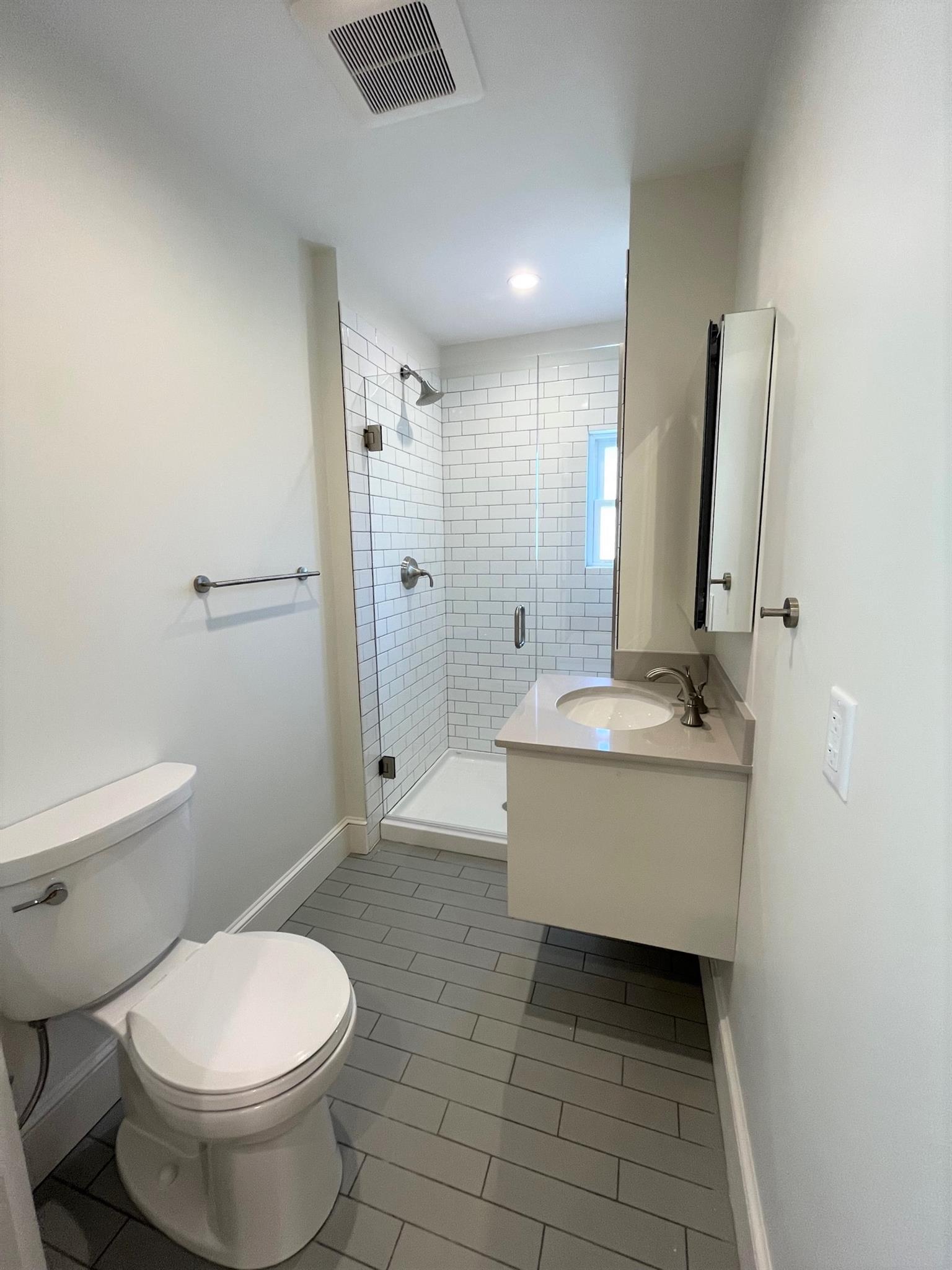 216 Banks St, Central Square