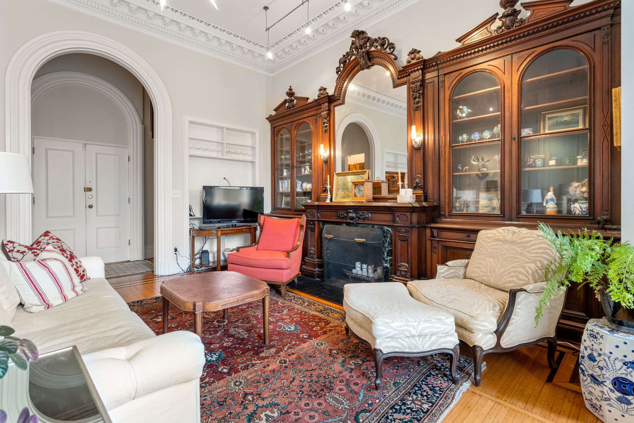 154 Beacon St, Back Bay