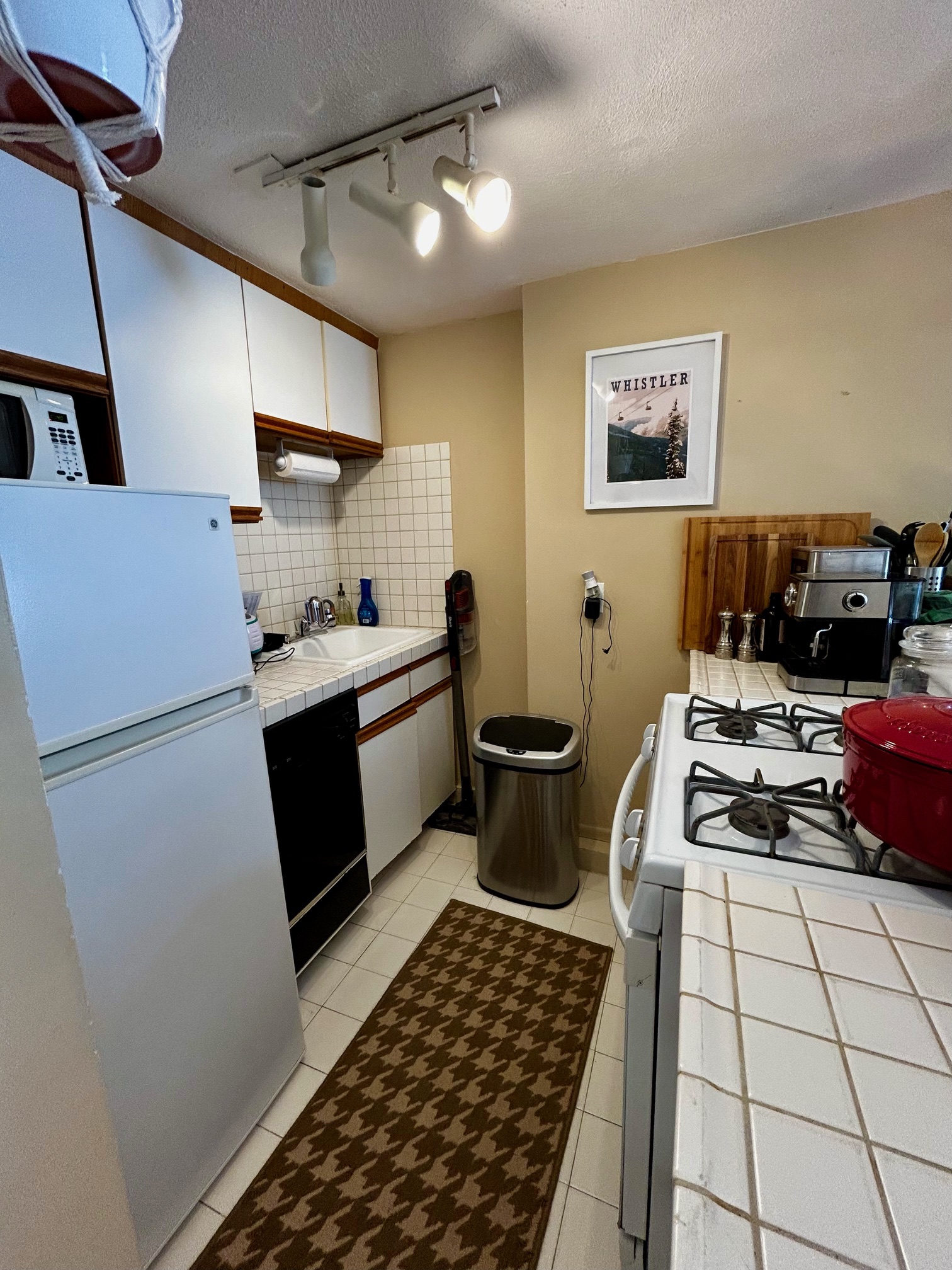 64 Commonwealth Ave, Back Bay