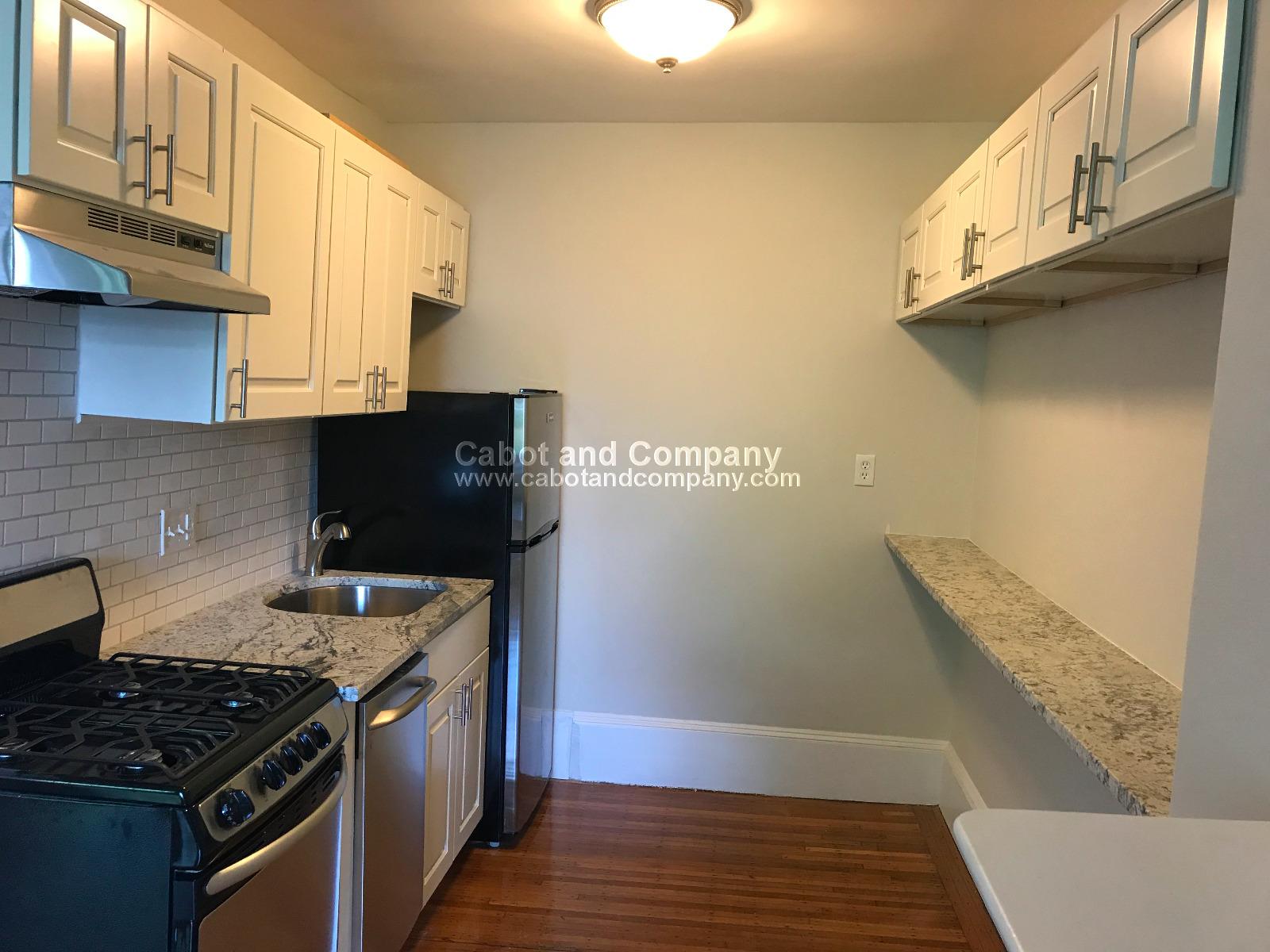 81 Mount Vernon St, Beacon Hill