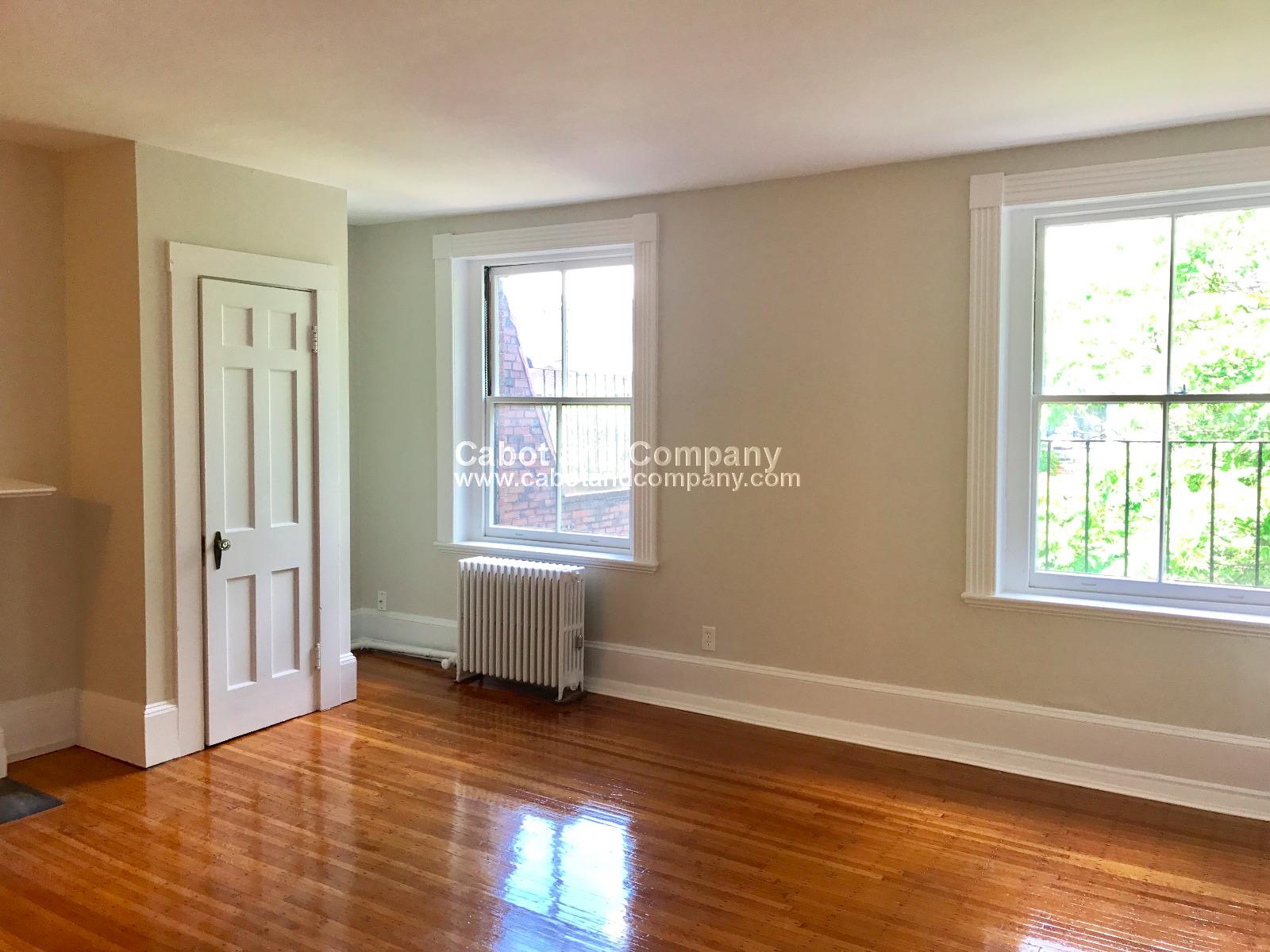 81 Mount Vernon St, Beacon Hill