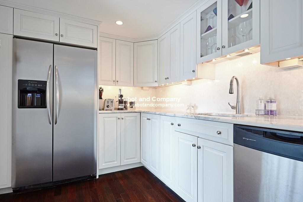 124 Beacon St, Back Bay