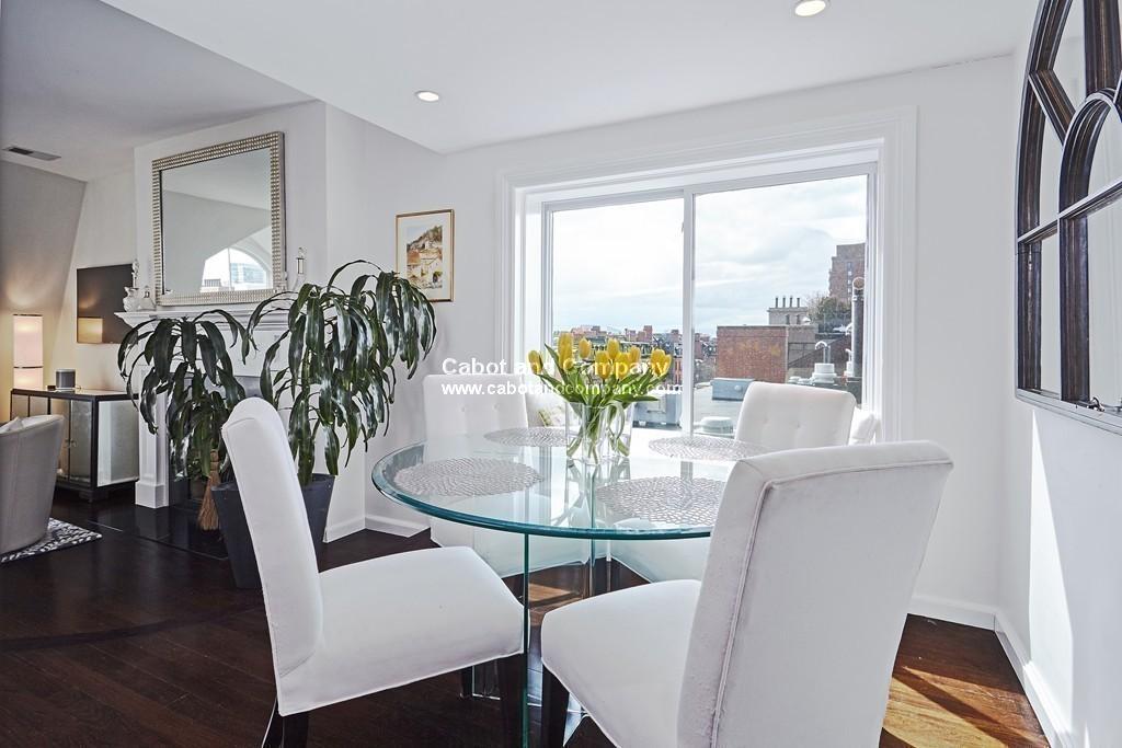 124 Beacon St, Back Bay