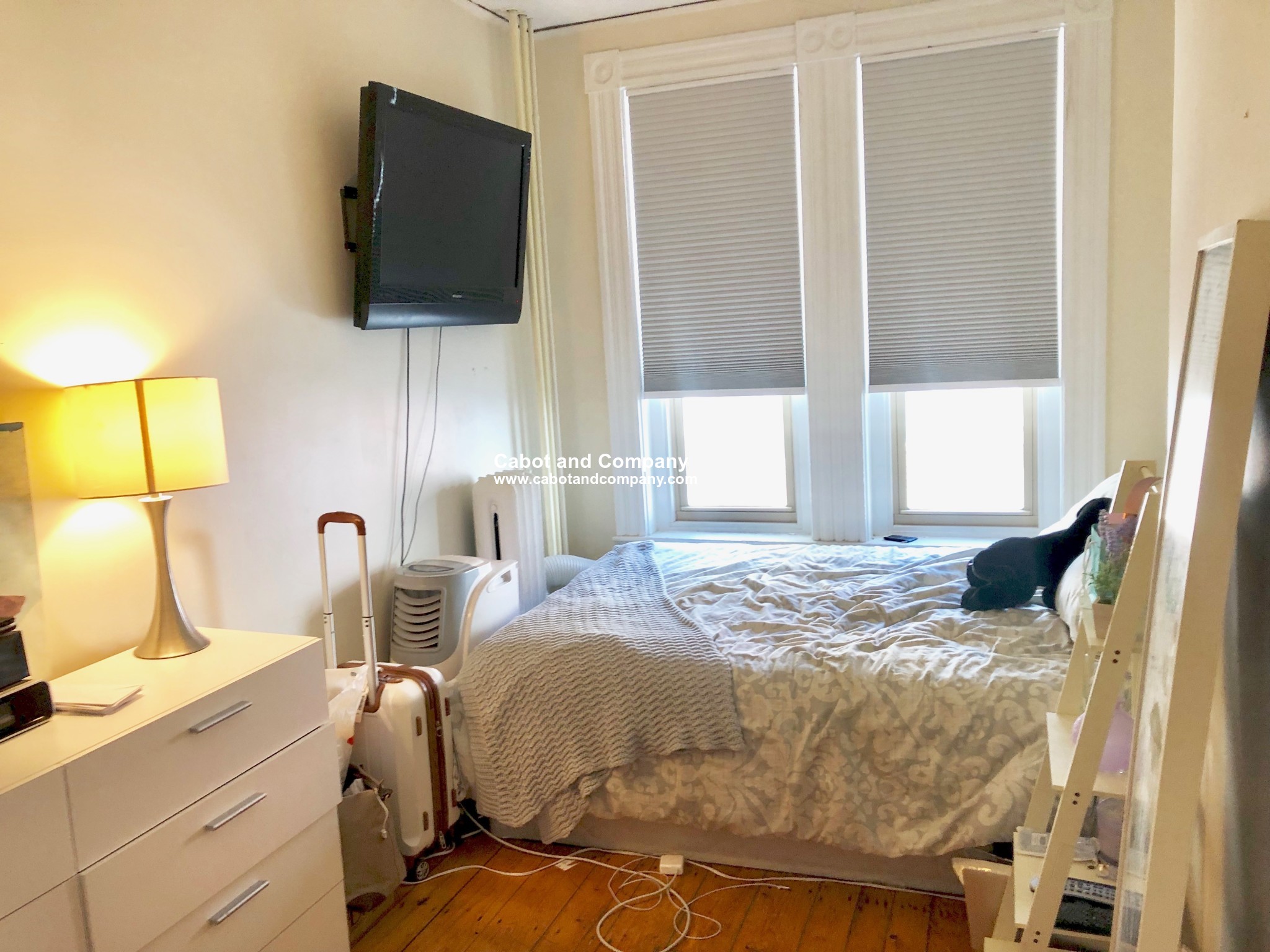 34 Isabella St, Back Bay