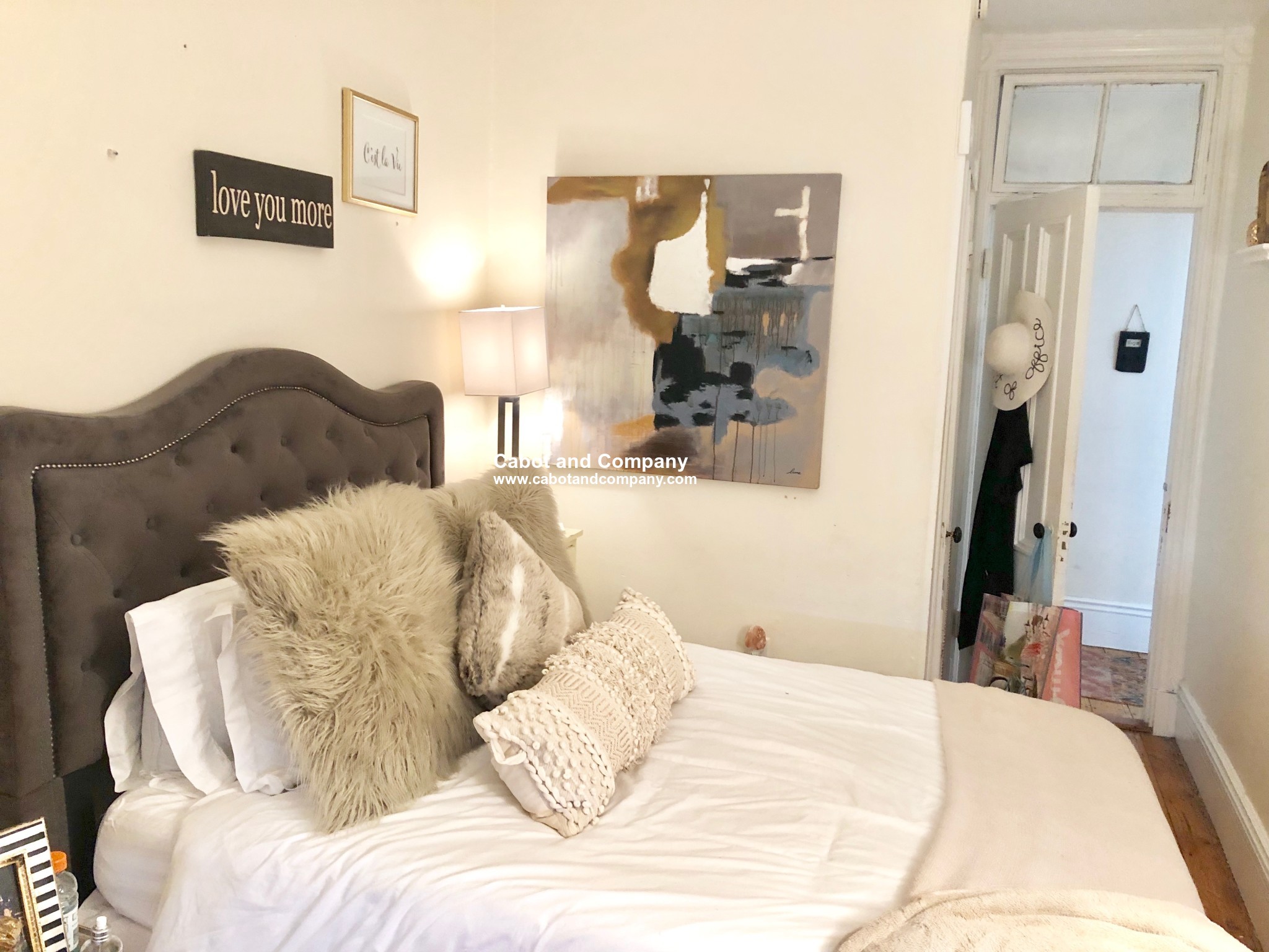 34 Isabella St, Back Bay