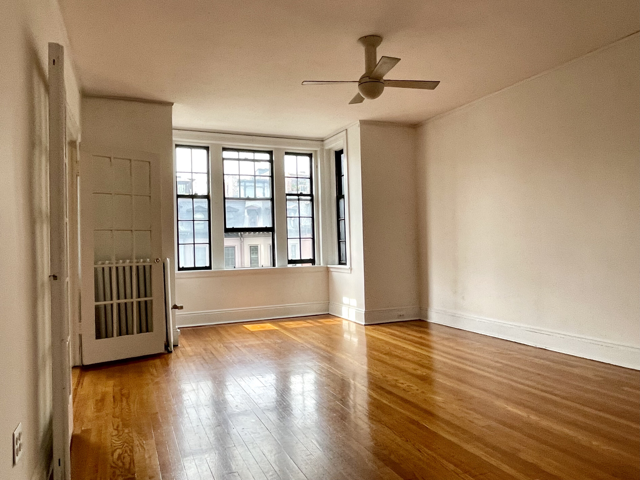 6 Marlborough St, Back Bay