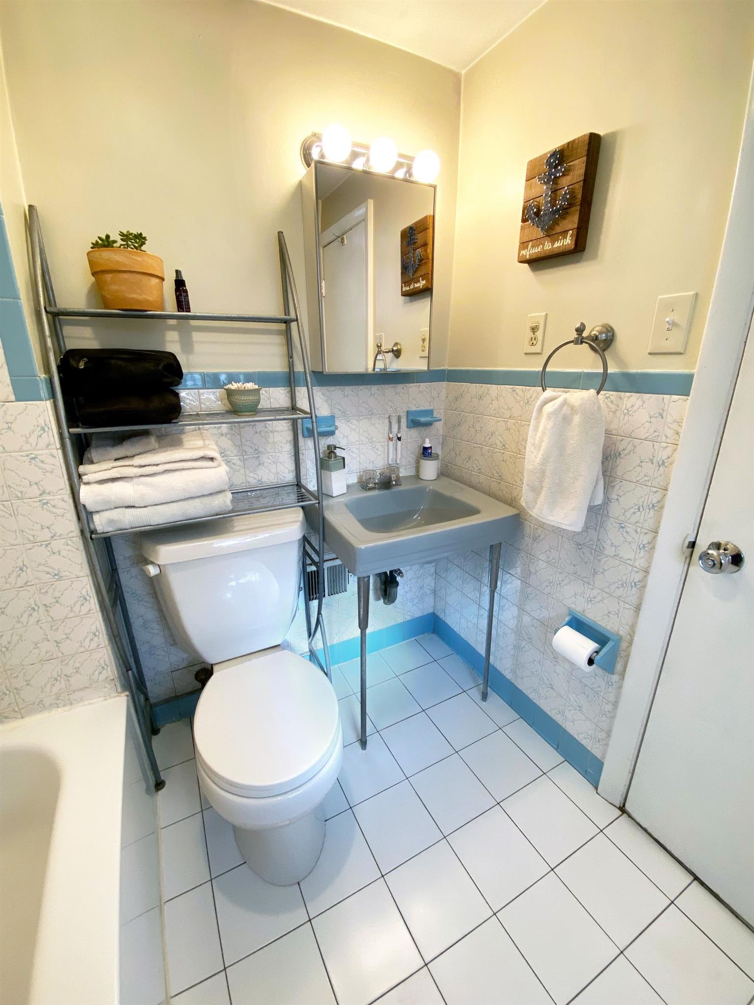 12 Cross St, East Somerville