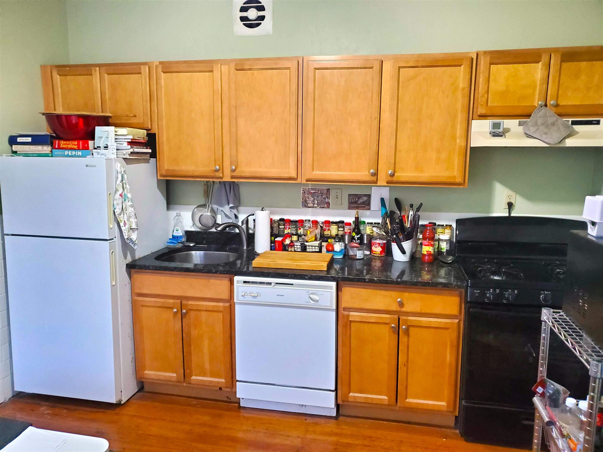 145 Orchard St, Davis Square