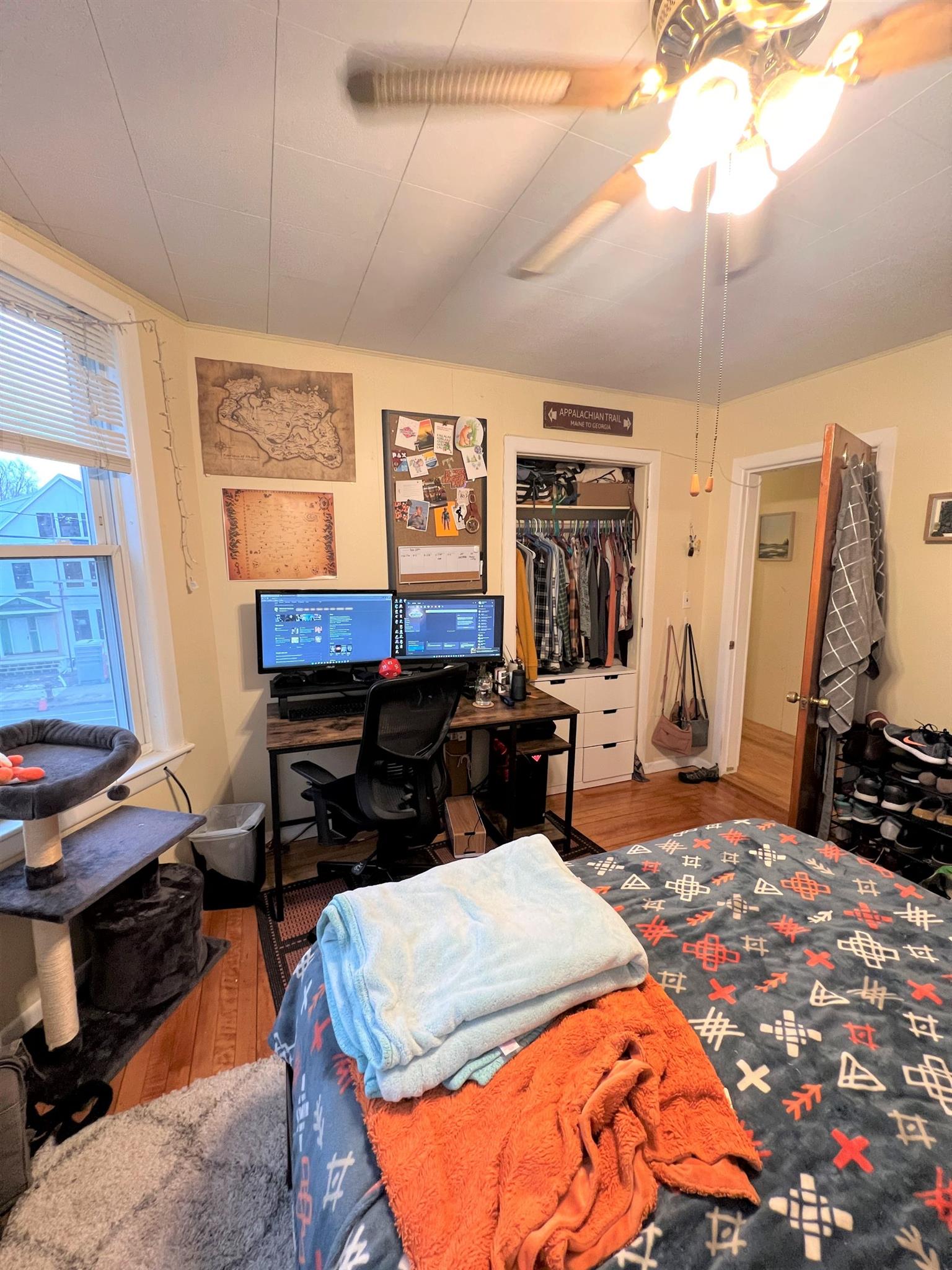 29 Cameron Ave, Davis Square