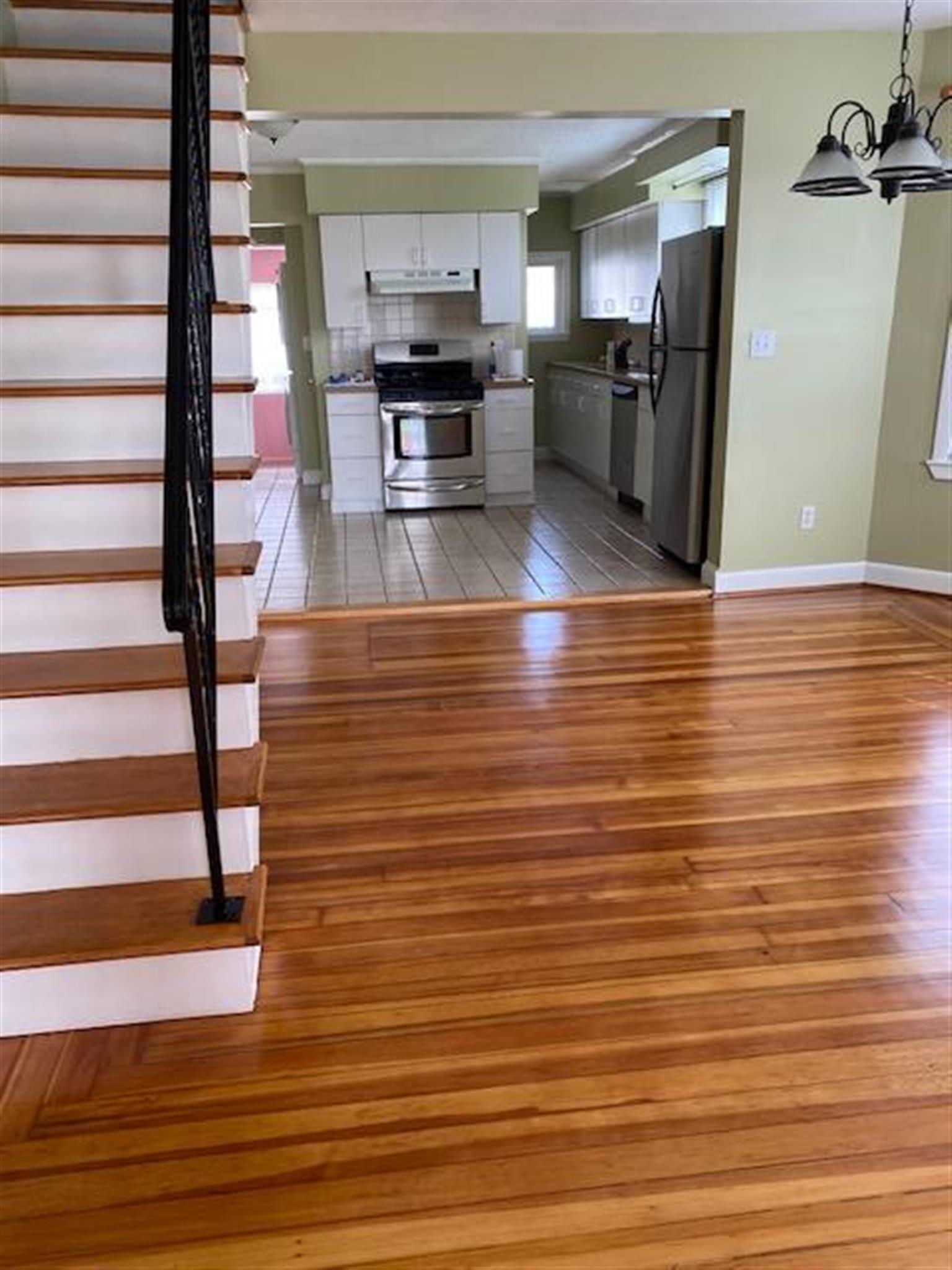 18 Early Ave, Medford