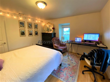 1 Mead St, Davis Square