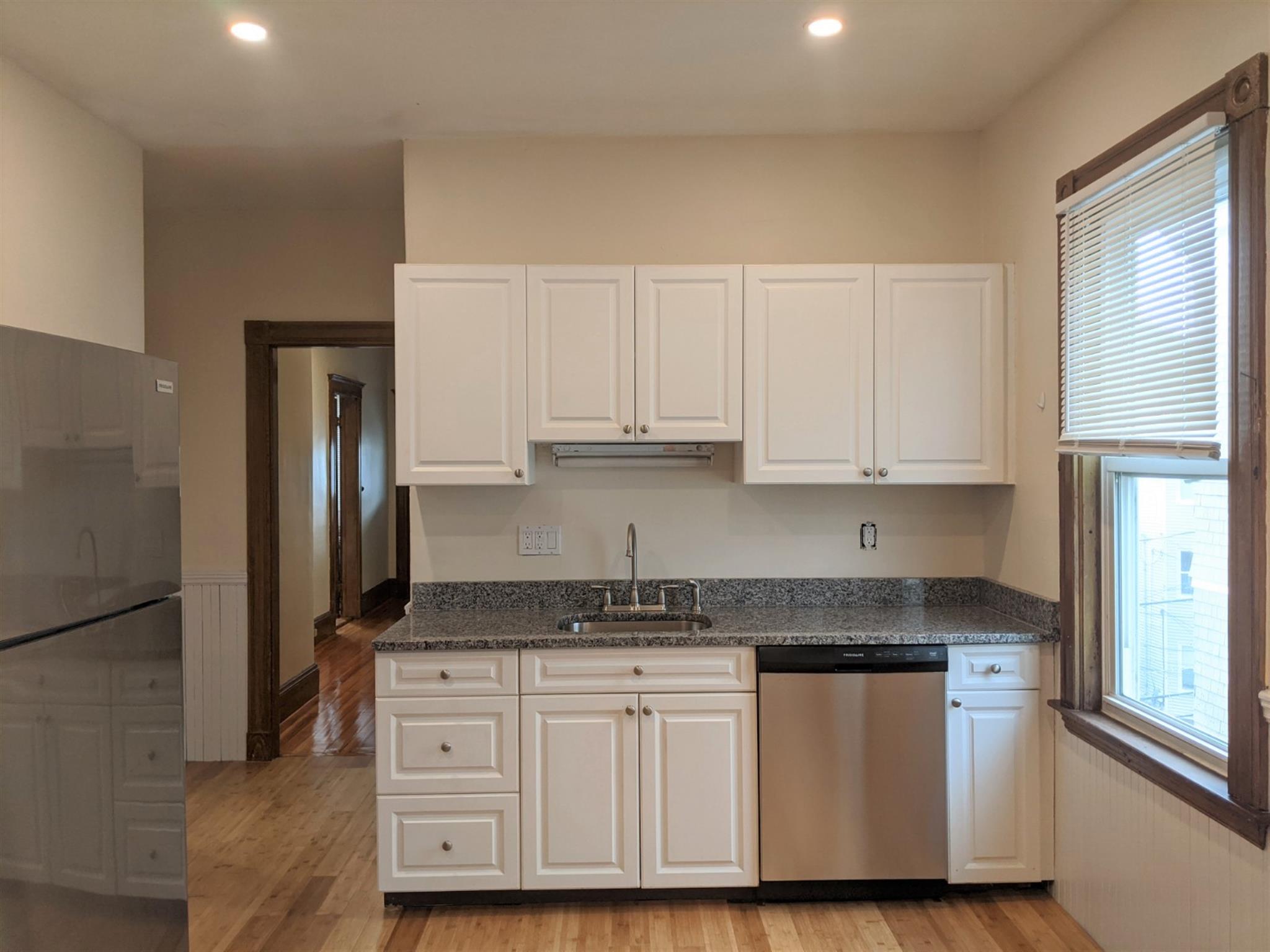 9 Belknap St, Teele Square