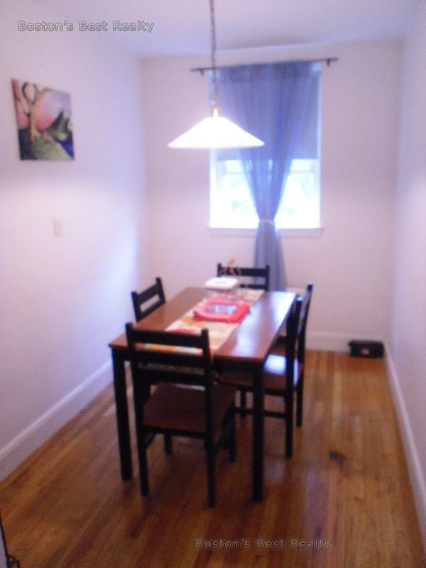 19 Englewood Ave, Coolidge Corner