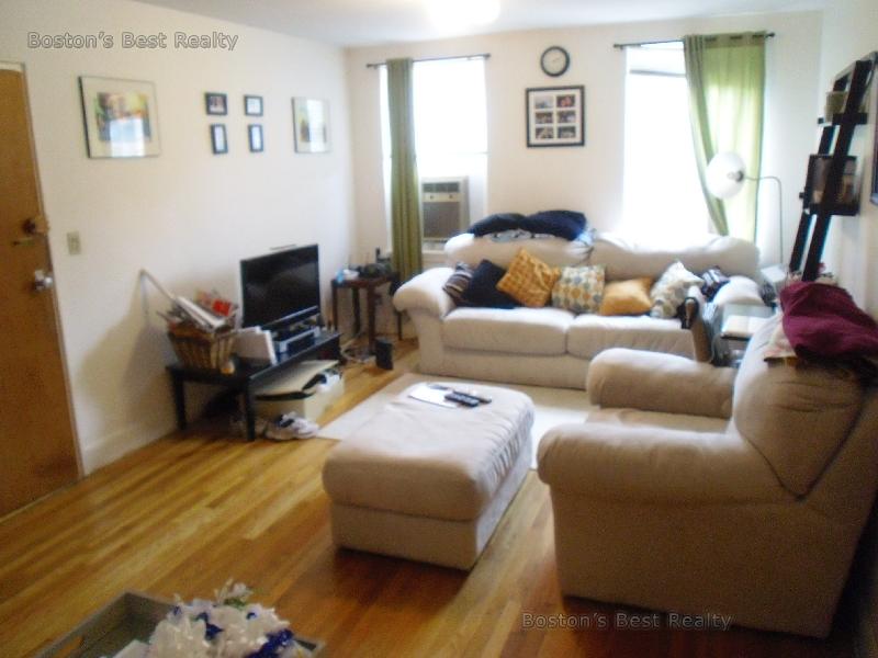 19 Englewood Ave, Coolidge Corner