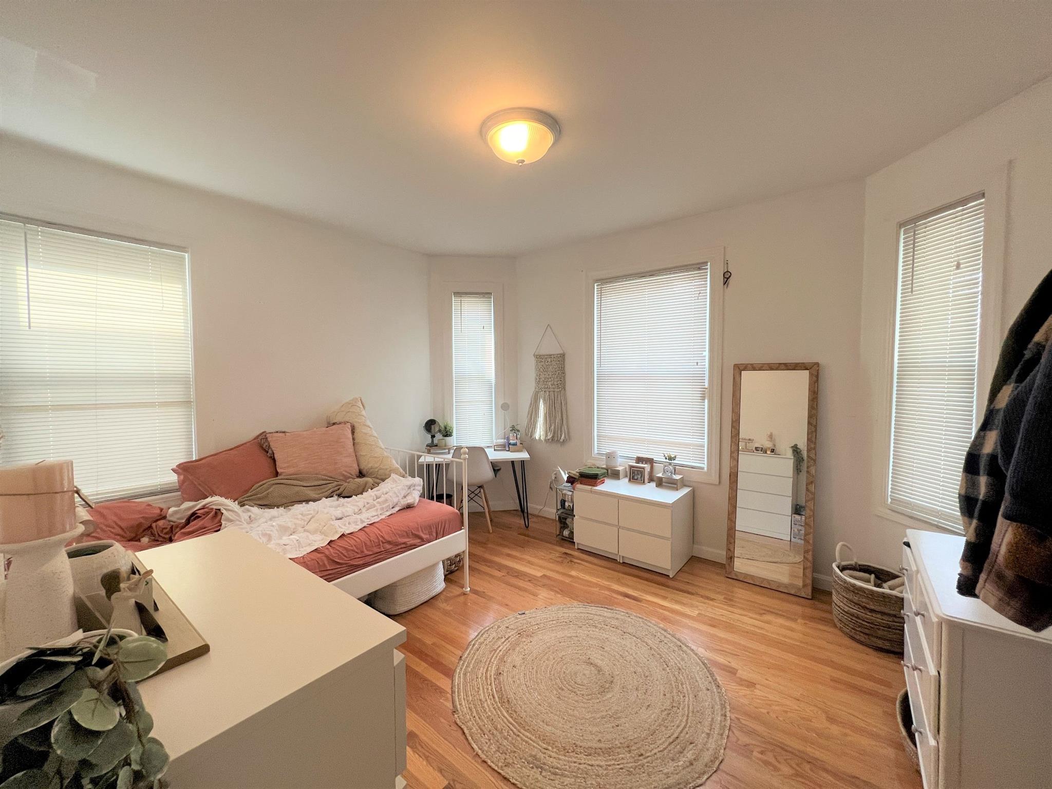 38 Gorham St, Davis Square