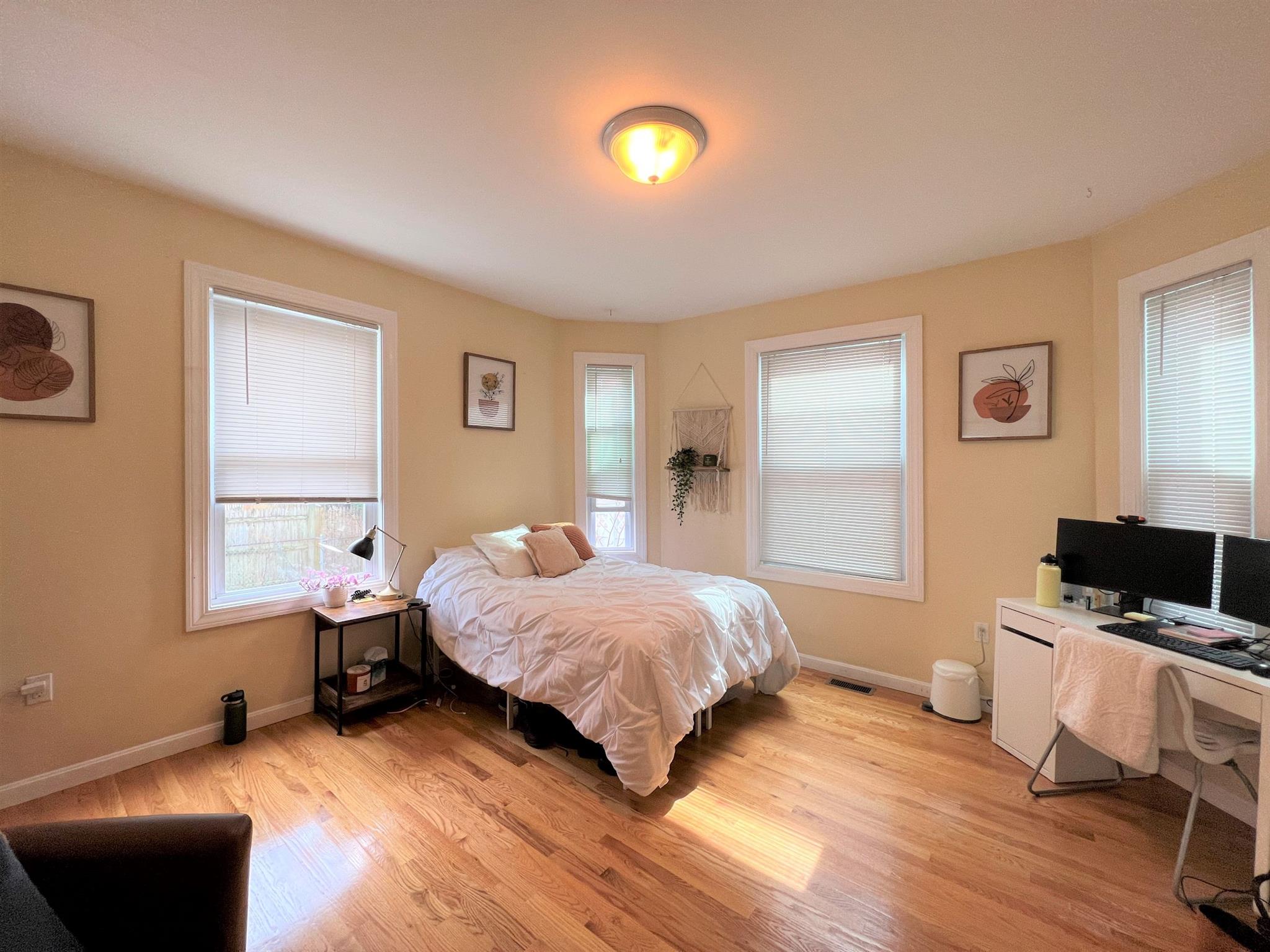 38 Gorham St, Davis Square