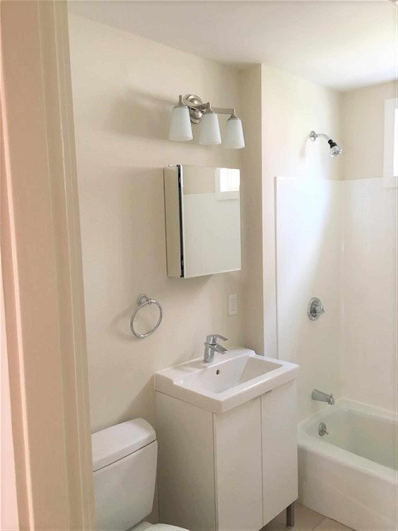 1080 Main St, Melrose Highlands