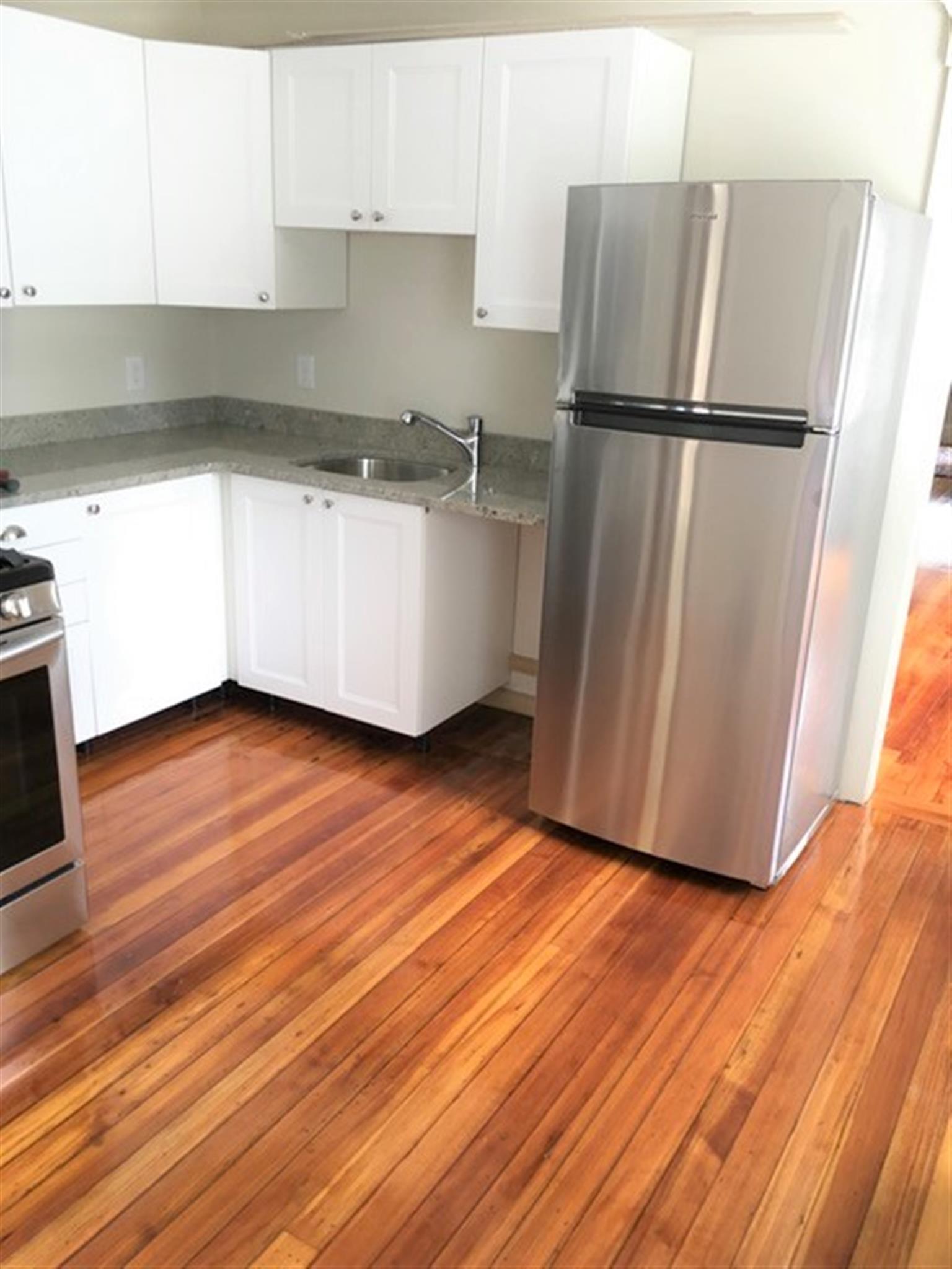 1080 Main St, Melrose Highlands