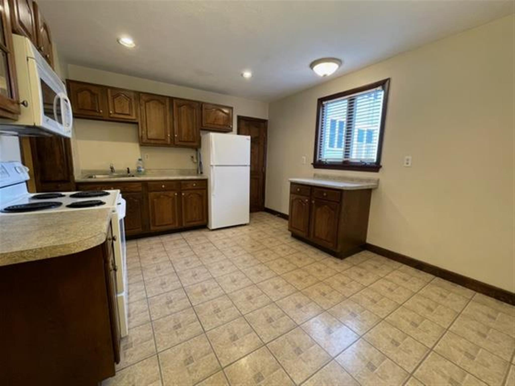 175 Albion St, Davis Square