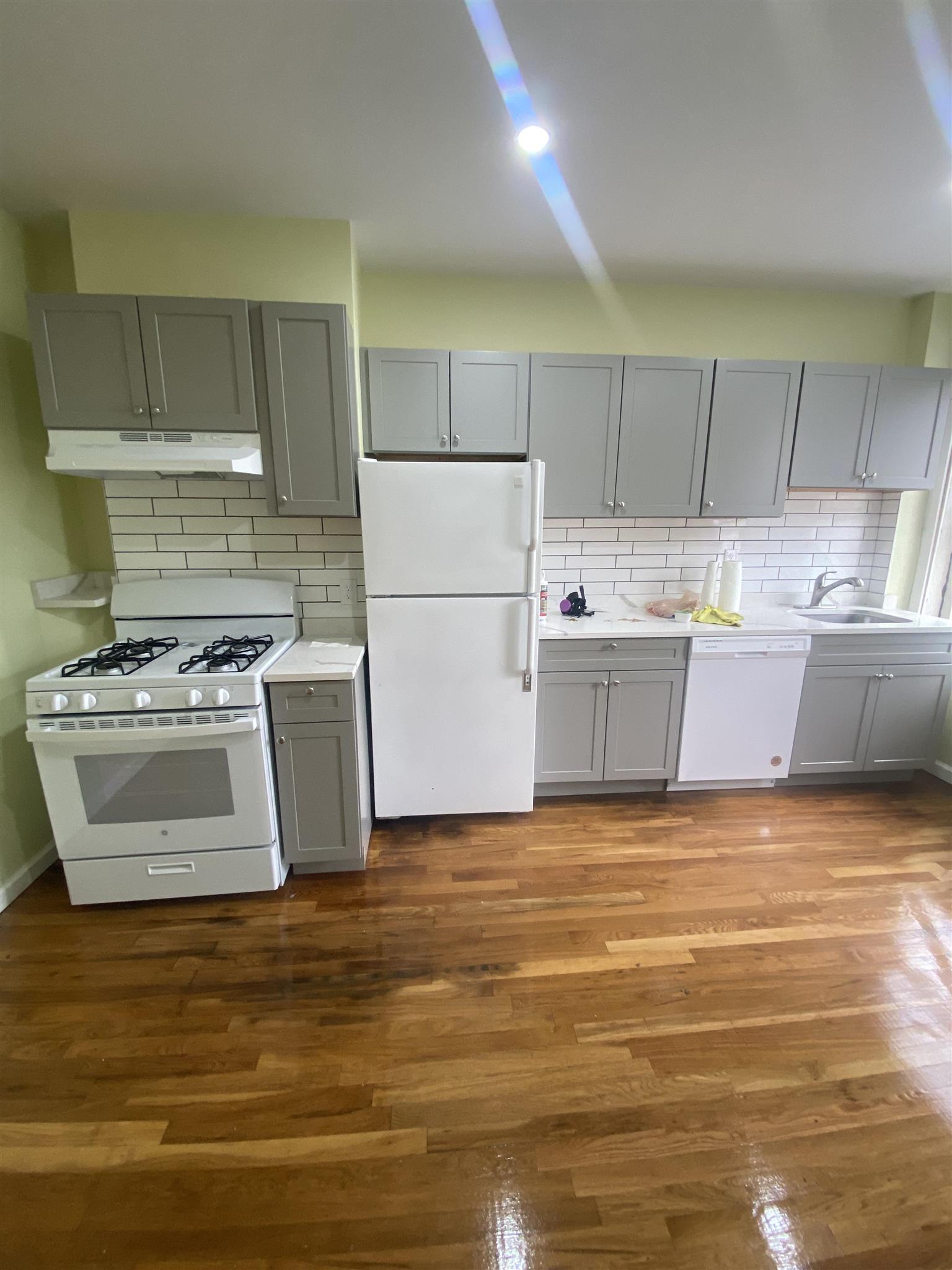 449 Somerville Ave, Union Square