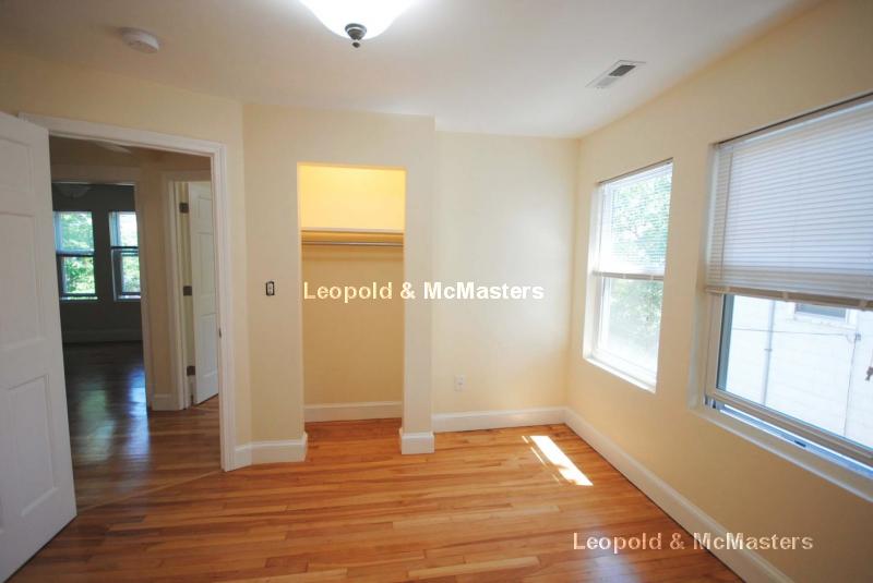 29 /31 Corinthian Rd, Teele Square