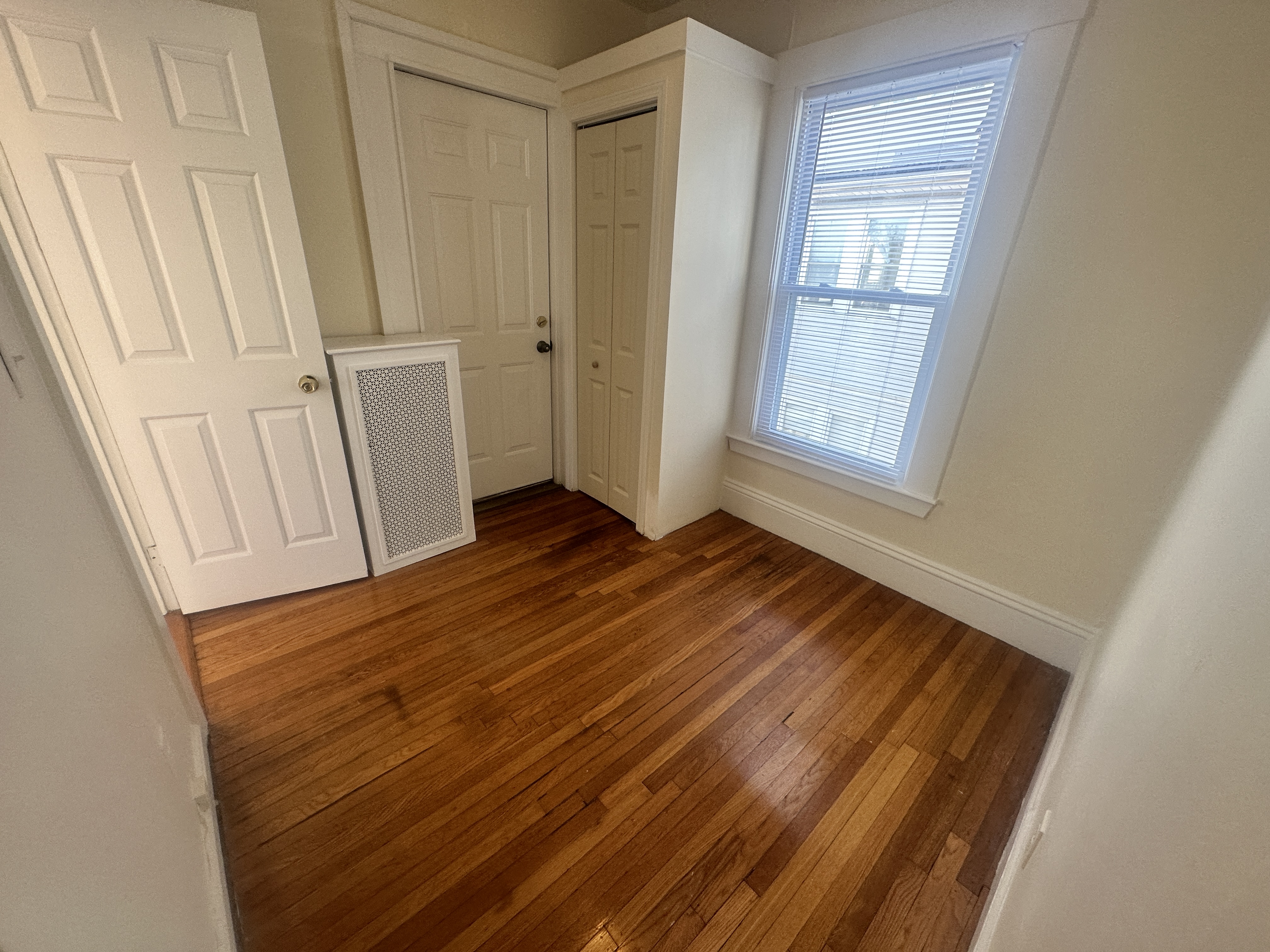 543 Broadway, Magoun Square