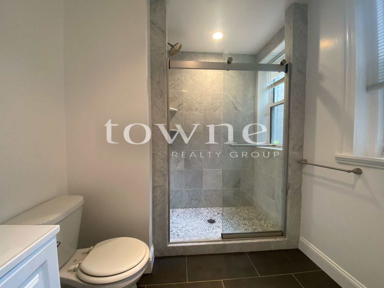 51 Queensberry St, Fenway