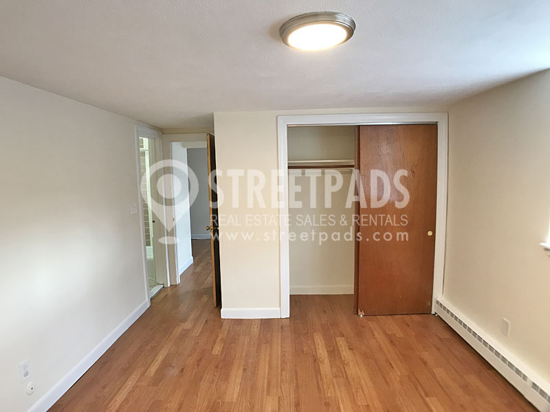 180 North Beacon St, Brighton