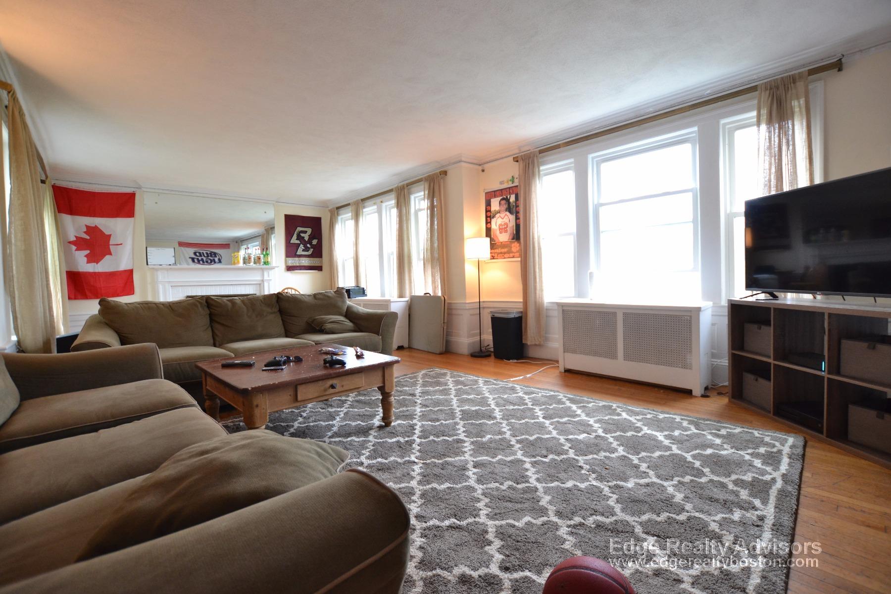 27 Manet Rd, Chestnut Hill (Newton)