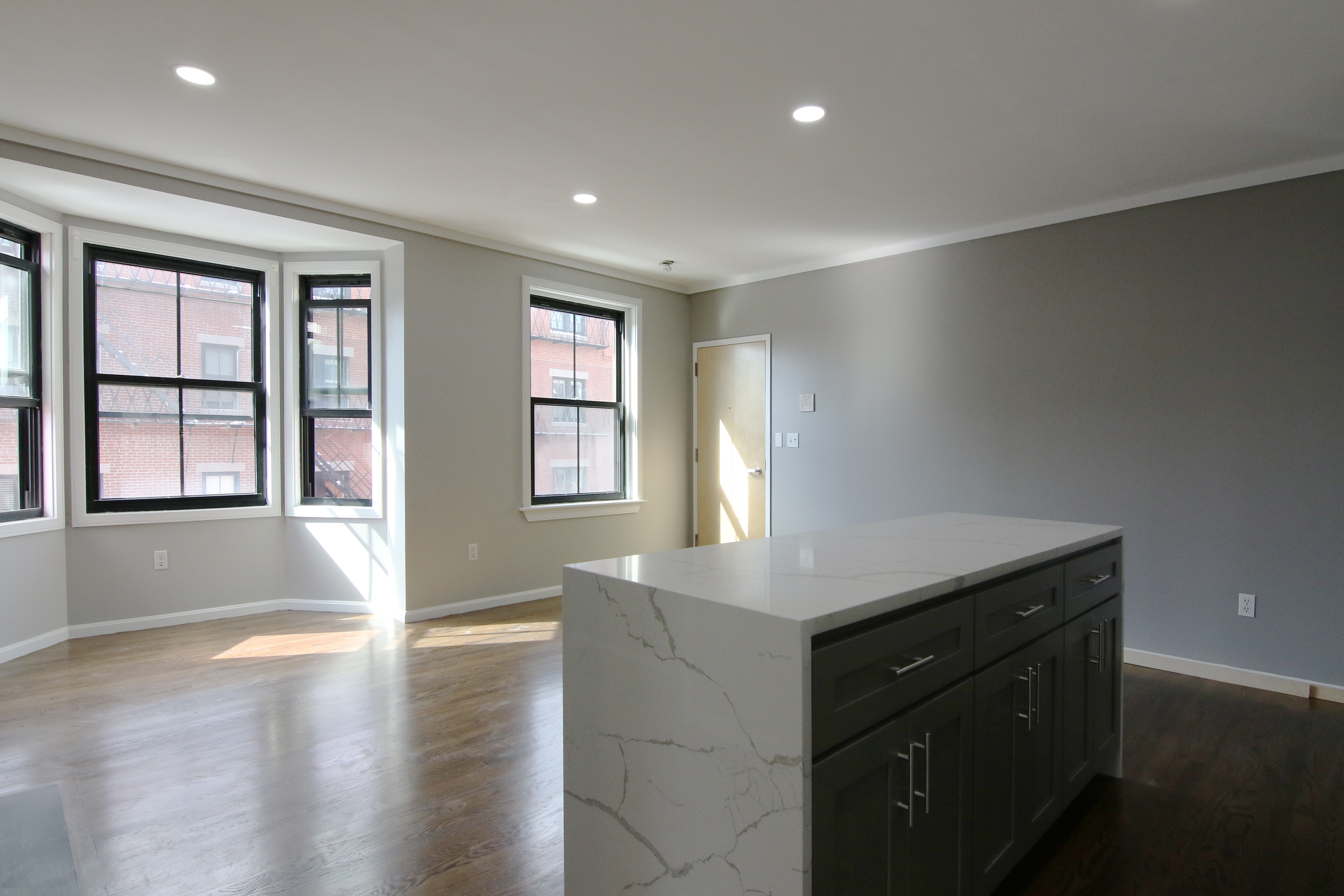 151 W Brookline, South End