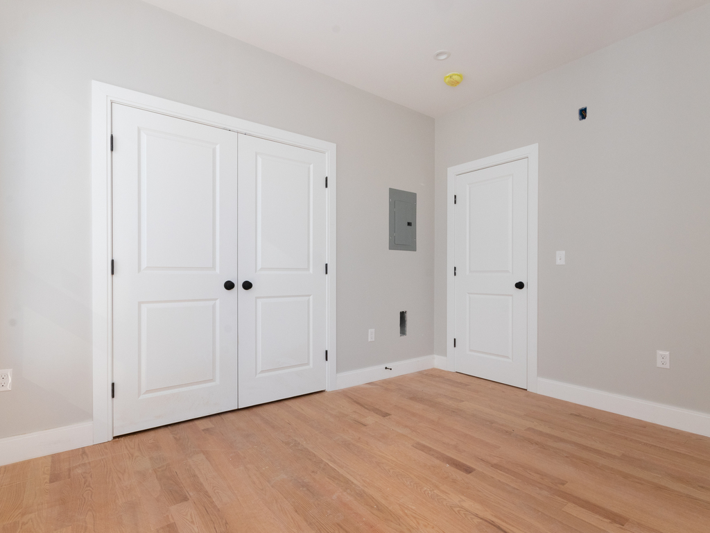 123 Centre, Dorchester