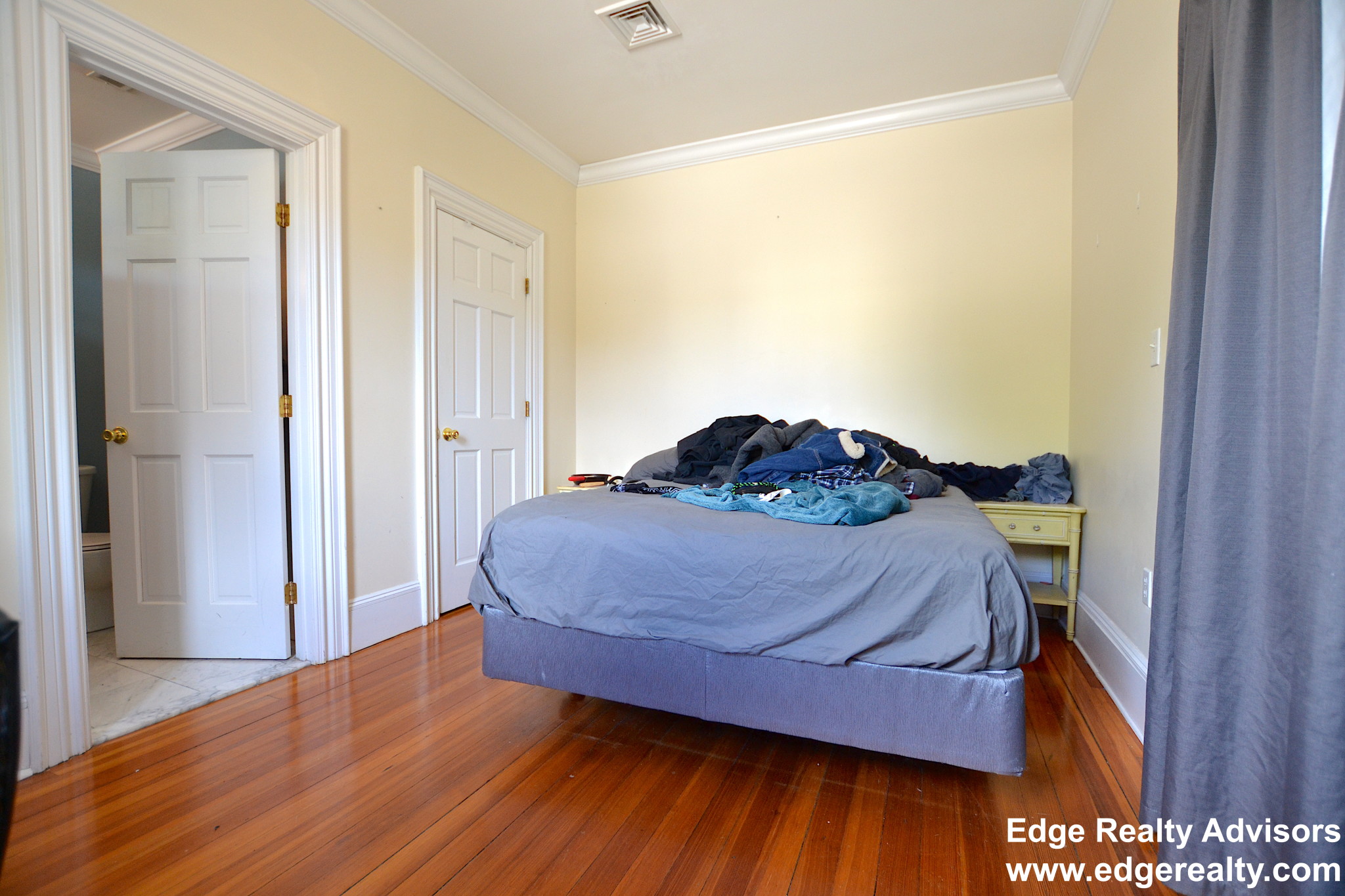 12 Sutherland Rd, Brighton