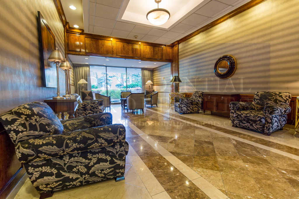 2 Hawthorne St, West End