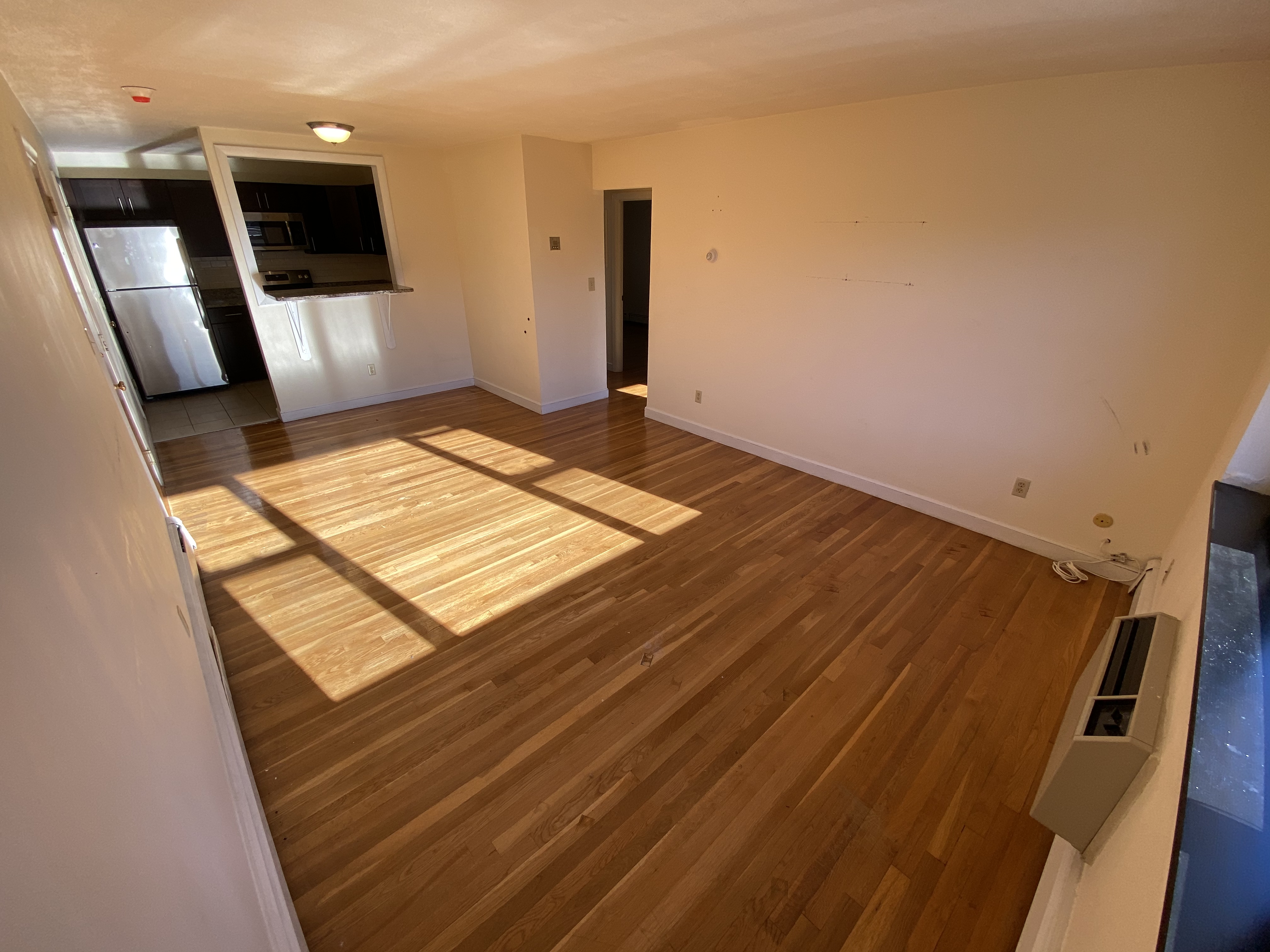 266 Grove St, Auburndale