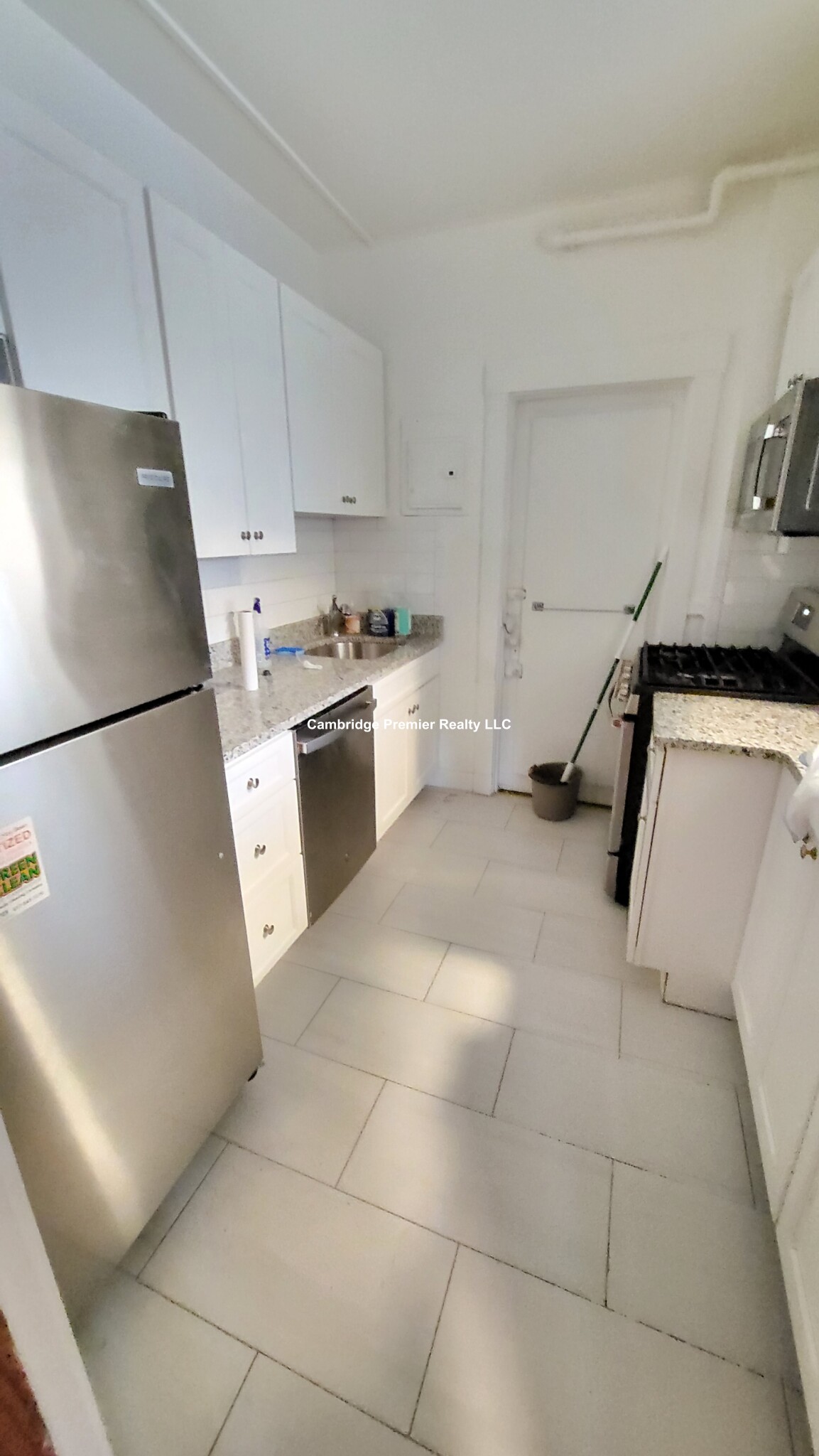 3 Linnaean St, Harvard Square