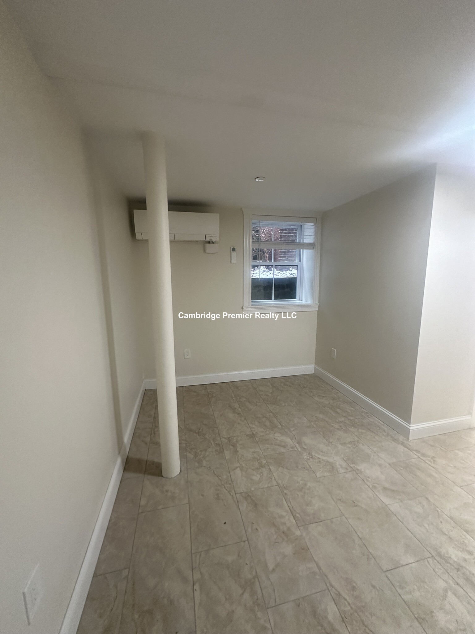 3 Linnaean St, Neighborhood Nine