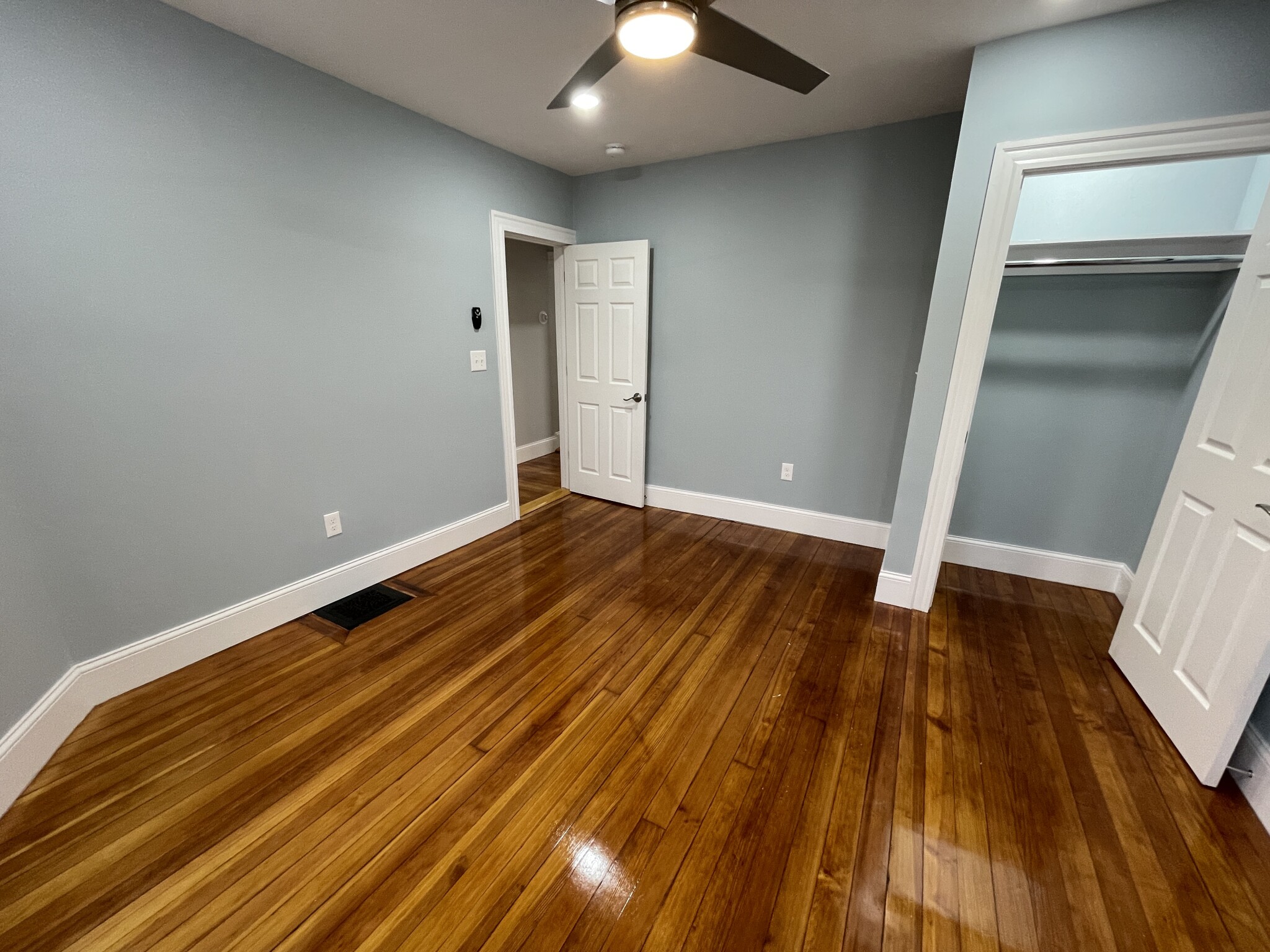 3 Mossland St, Porter Square