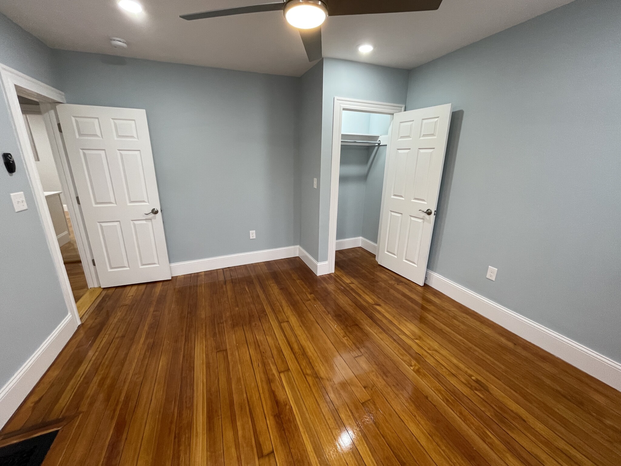 3 Mossland St, Porter Square