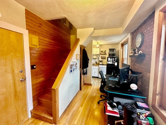 435 Hanover, North End