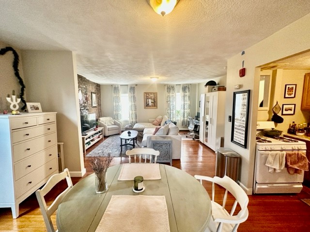 435 Hanover, North End