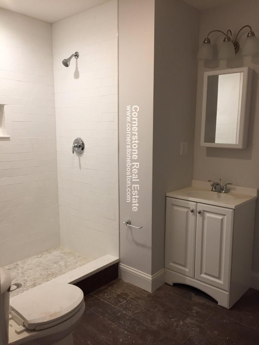 1293 Cambridge St, Inman Square