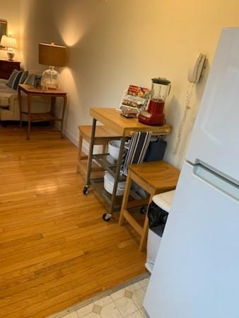 164 Salem St, North End