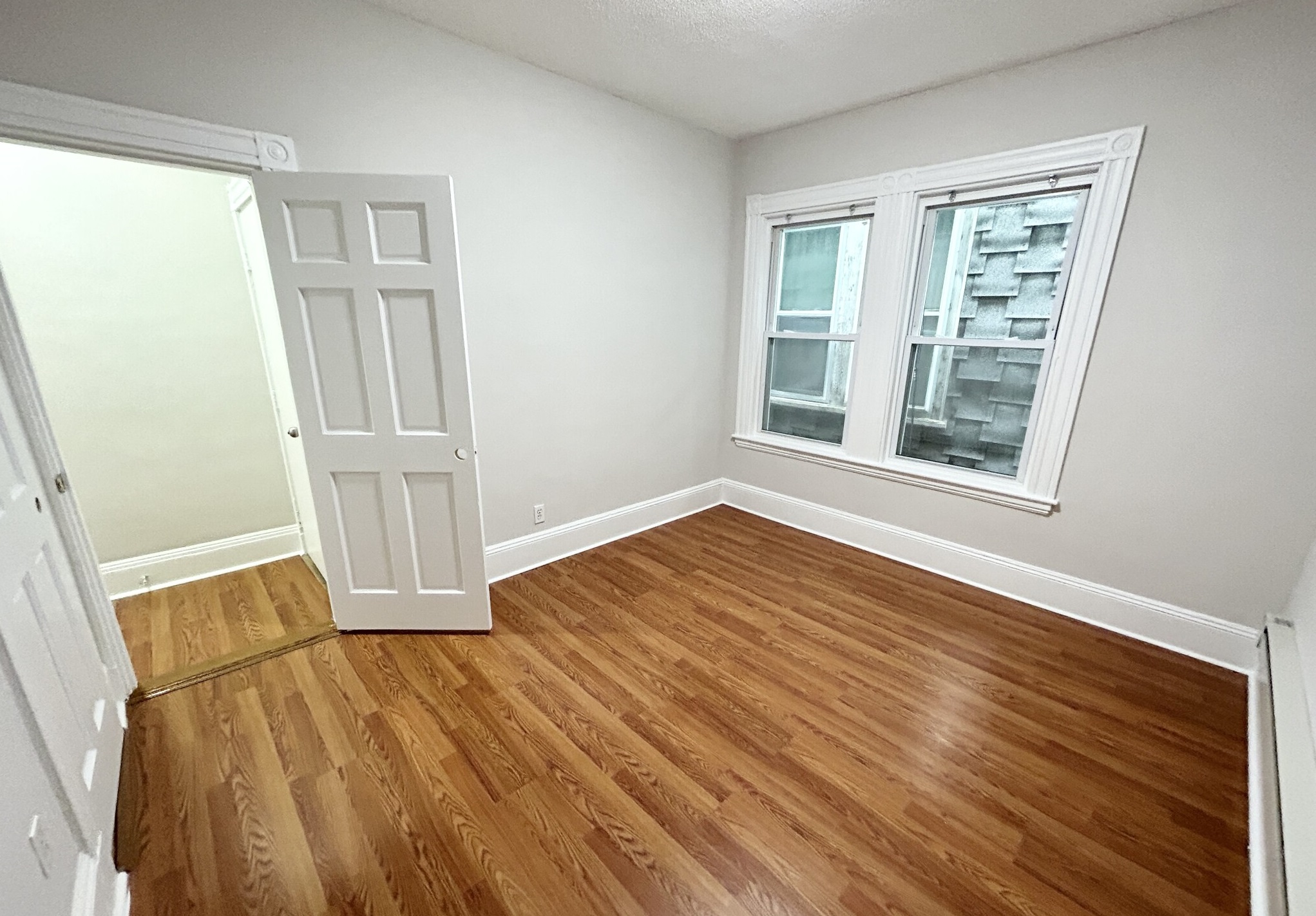 78 Hillside St, Mission Hill