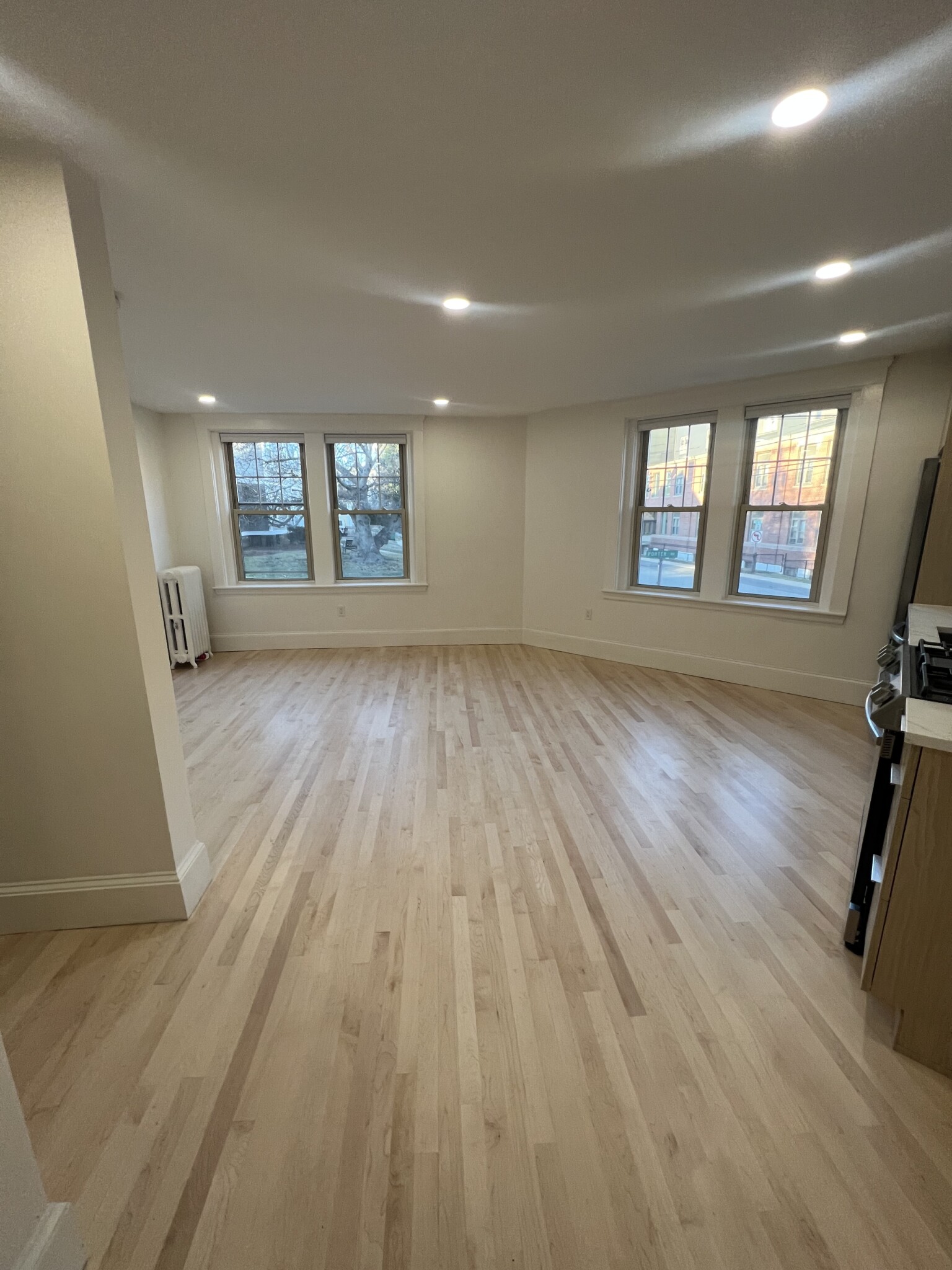 26 Bradlee Rd, Glenwood