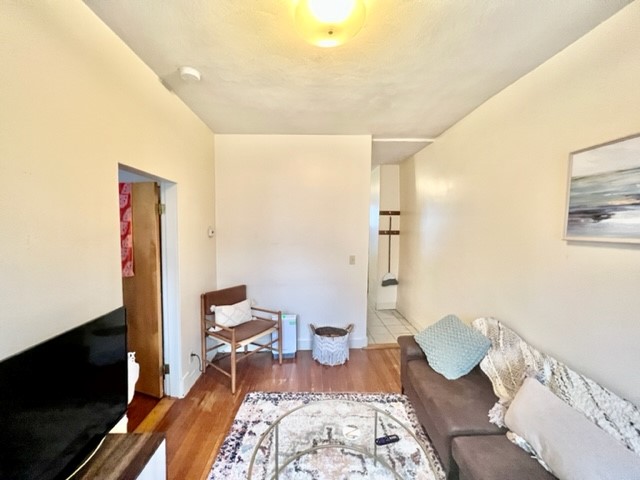 4 Baldwin Pl, North End