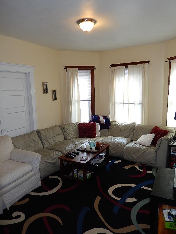 28 Belknap St, Teele Square