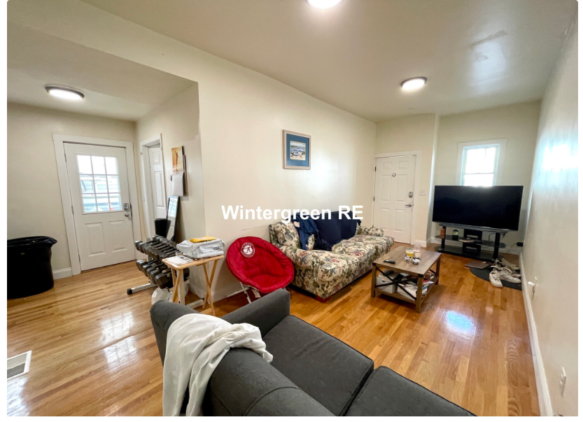 523 3rd St, South Boston